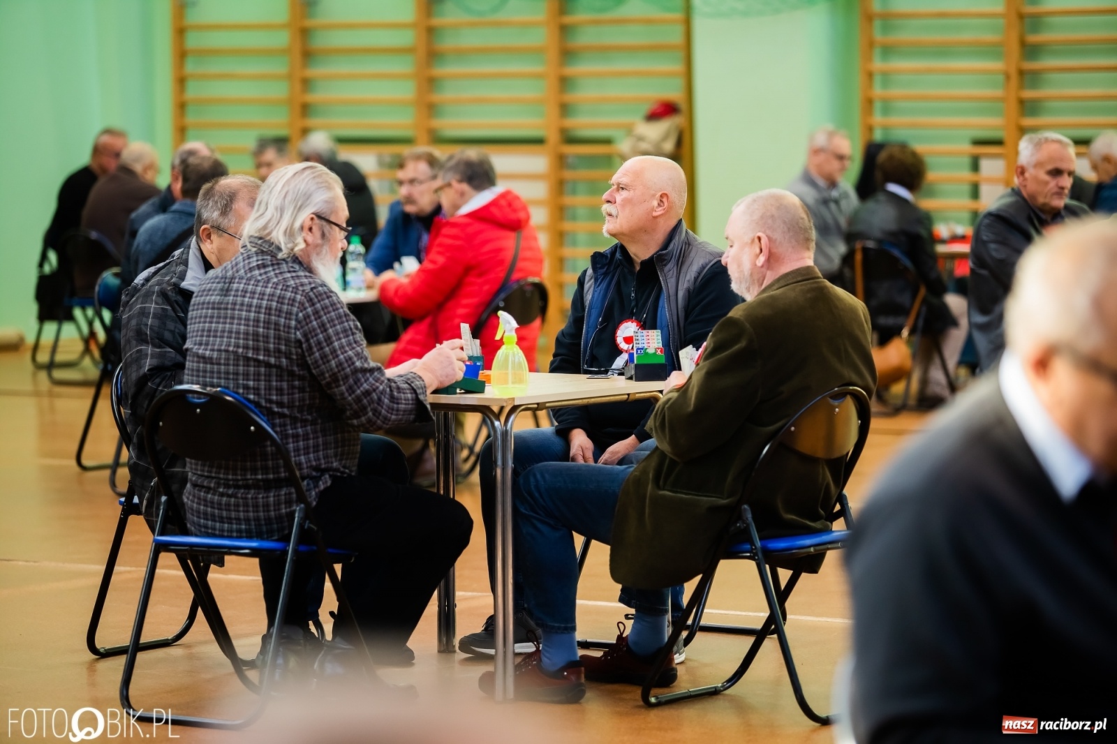 Zdjęcie w galerii na portalu naszraciborz.pl: Turniej Brydża o Podkowę Kasztanki Marszałka w Arenie Rafako wiadomości z regionu