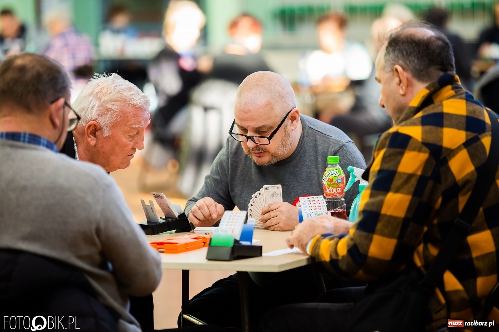Zdjęcie w galerii na portalu naszraciborz.pl: Turniej Brydża o Podkowę Kasztanki Marszałka w Arenie Rafako wiadomości z regionu