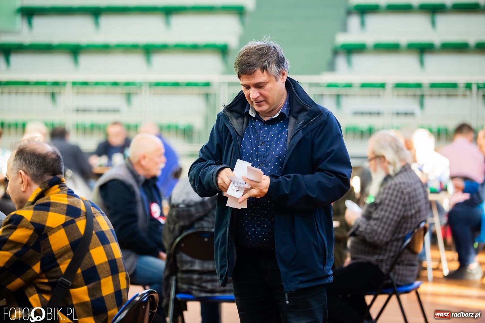 Zdjęcie w galerii na portalu naszraciborz.pl: Turniej Brydża o Podkowę Kasztanki Marszałka w Arenie Rafako wiadomości z regionu