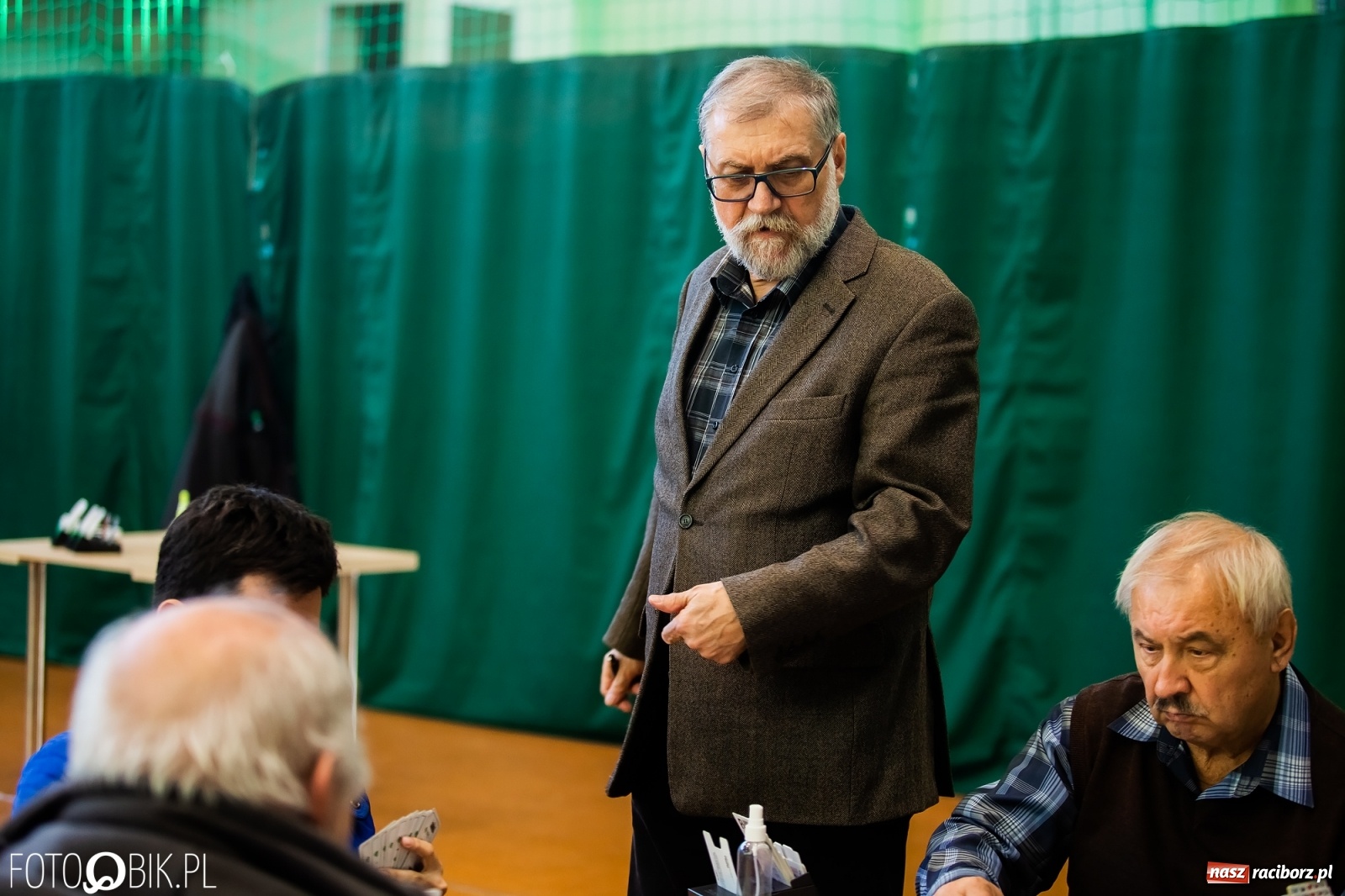 Zdjęcie w galerii na portalu naszraciborz.pl: Turniej Brydża o Podkowę Kasztanki Marszałka w Arenie Rafako wiadomości z regionu