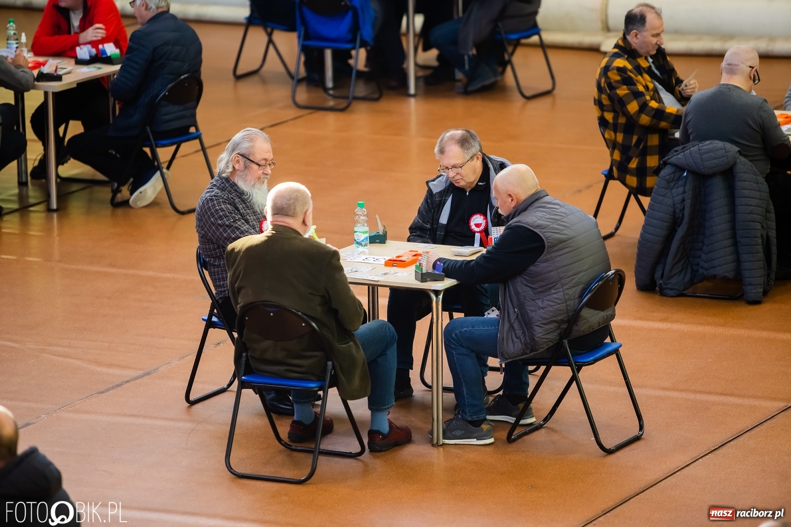 Zdjęcie w galerii na portalu naszraciborz.pl: Turniej Brydża o Podkowę Kasztanki Marszałka w Arenie Rafako wiadomości z regionu