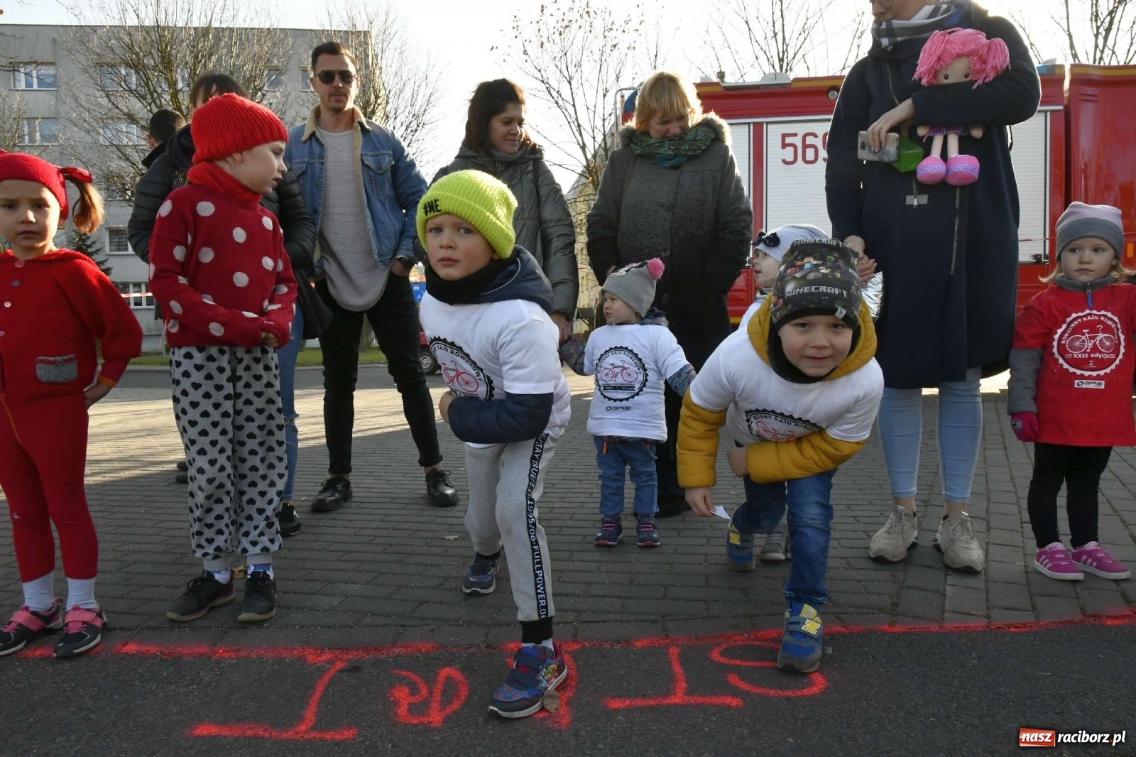 Zdjęcie w galerii na portalu naszraciborz.pl: Bieg Niepodległości w Kuźni Raciborskiej. Rodzinnie i patriotycznie [FOTO i WIDEO] wiadomości z regionu