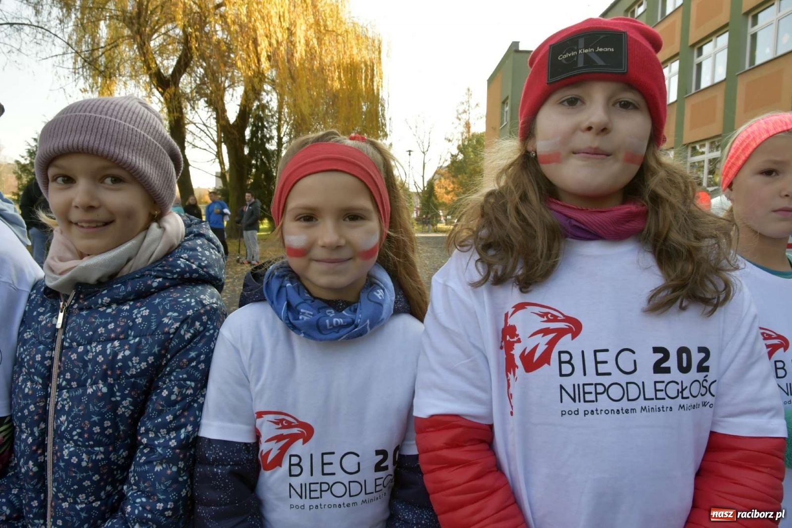Zdjęcie w galerii na portalu naszraciborz.pl: Bieg Niepodległości w Kuźni Raciborskiej. Rodzinnie i patriotycznie [FOTO i WIDEO] wiadomości z regionu