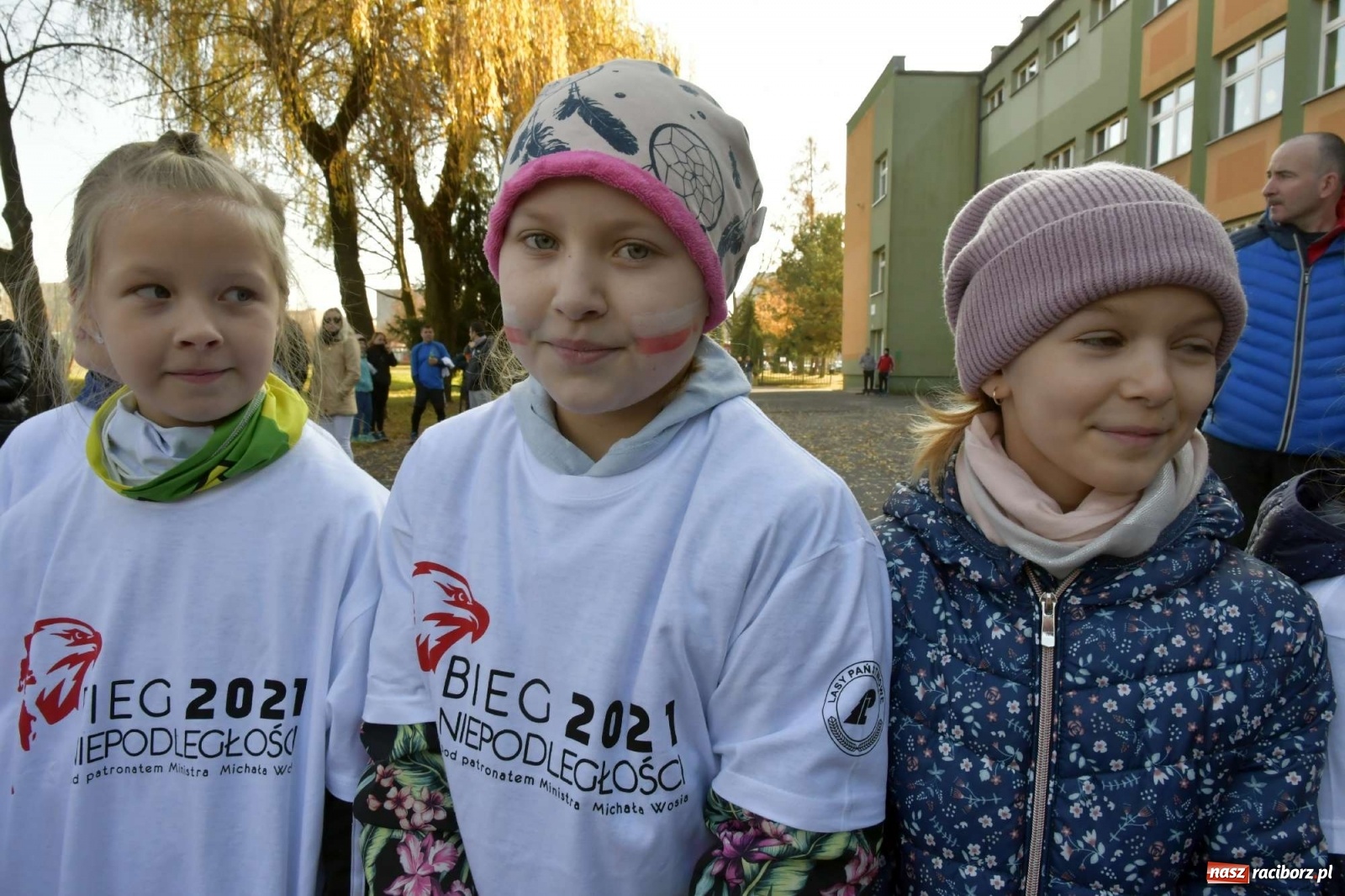 Zdjęcie w galerii na portalu naszraciborz.pl: Bieg Niepodległości w Kuźni Raciborskiej. Rodzinnie i patriotycznie [FOTO i WIDEO] wiadomości z regionu