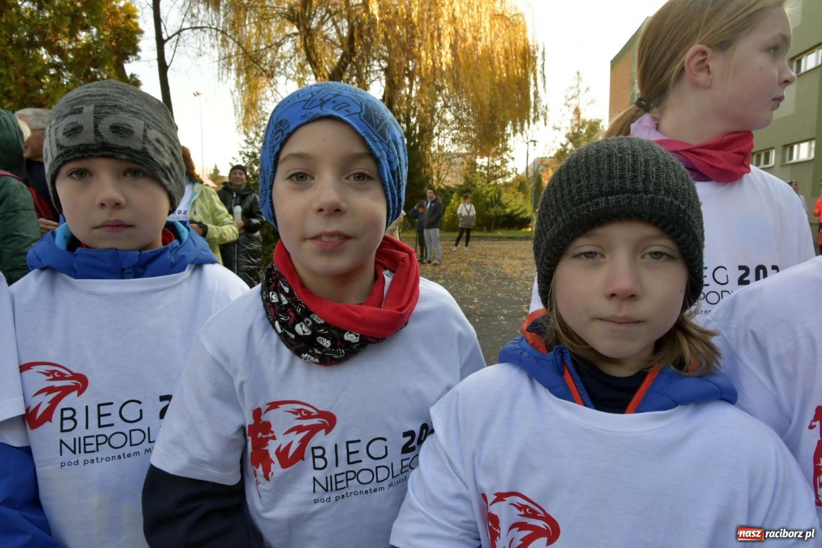 Zdjęcie w galerii na portalu naszraciborz.pl: Bieg Niepodległości w Kuźni Raciborskiej. Rodzinnie i patriotycznie [FOTO i WIDEO] wiadomości z regionu