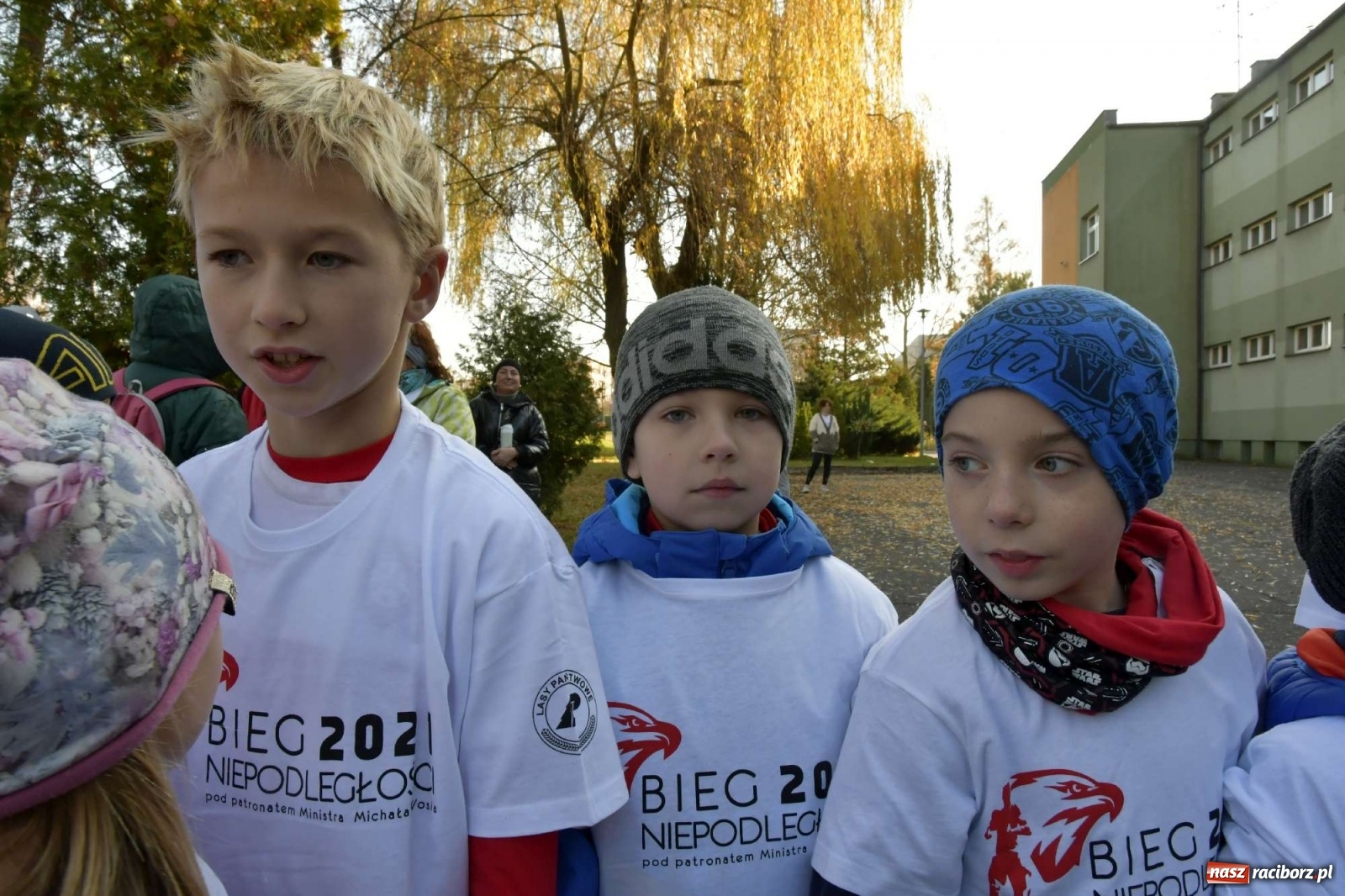 Zdjęcie w galerii na portalu naszraciborz.pl: Bieg Niepodległości w Kuźni Raciborskiej. Rodzinnie i patriotycznie [FOTO i WIDEO] wiadomości z regionu