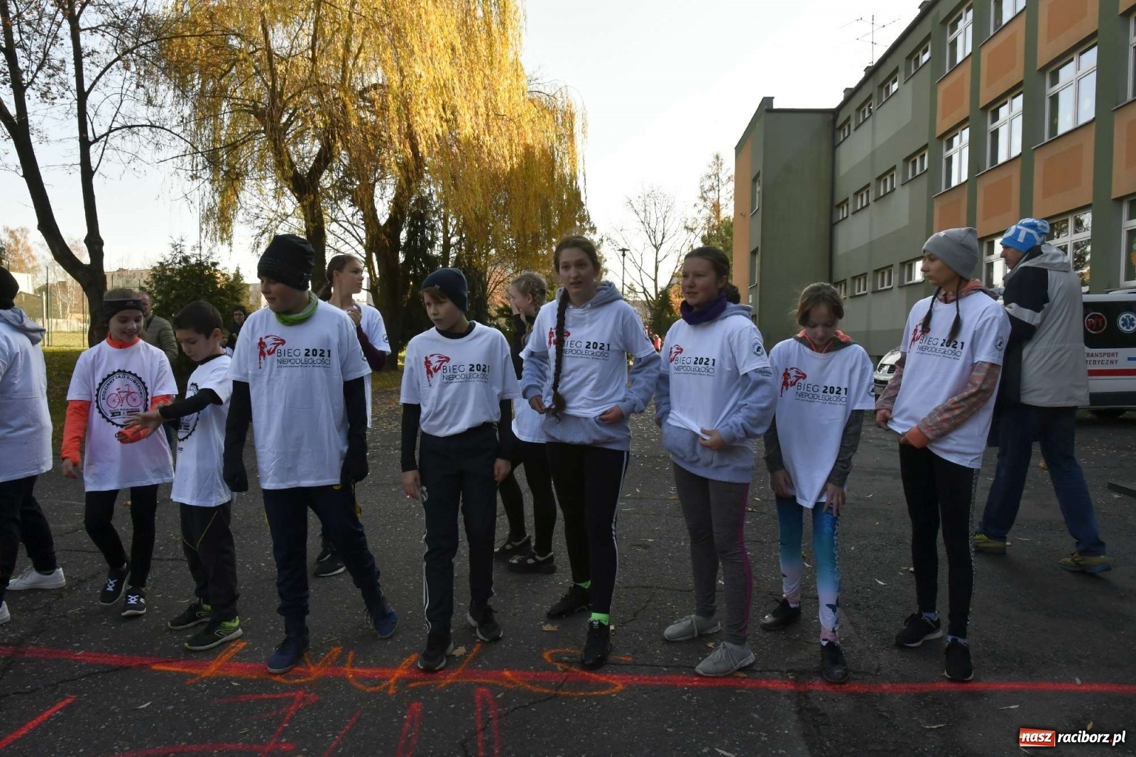 Zdjęcie w galerii na portalu naszraciborz.pl: Bieg Niepodległości w Kuźni Raciborskiej. Rodzinnie i patriotycznie [FOTO i WIDEO] wiadomości z regionu