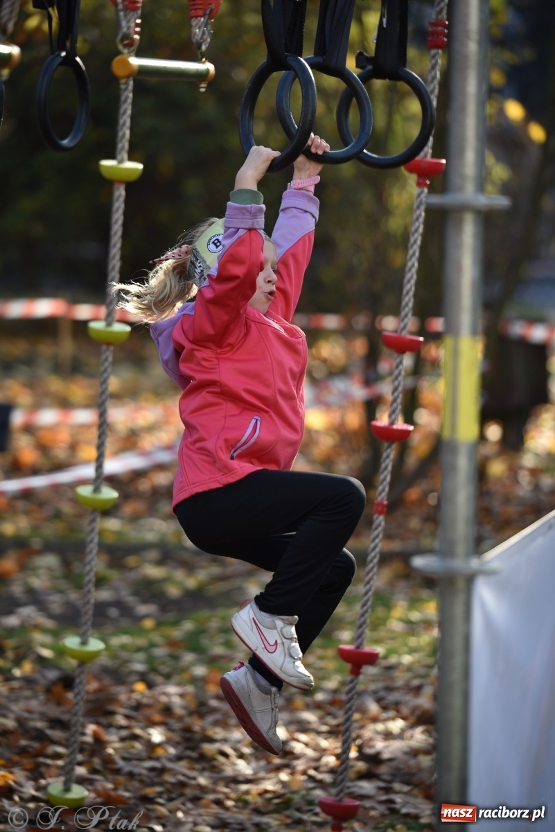 Zdjęcie w galerii na portalu naszraciborz.pl: Bitwa o raciborską basztę. Bieg OCR dla dzieci na Święto Niepodległości wiadomości z regionu