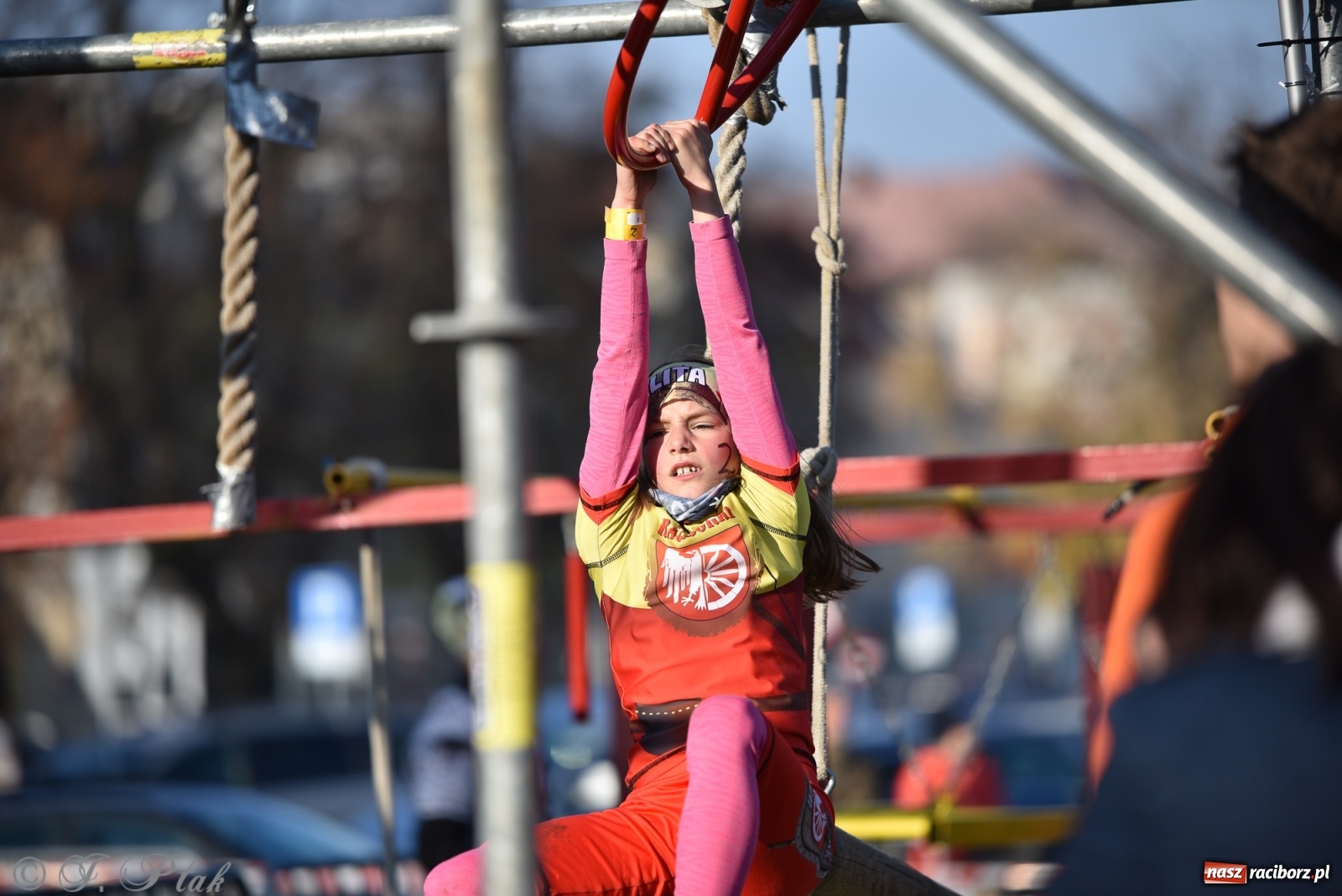 Zdjęcie w galerii na portalu naszraciborz.pl: Bitwa o raciborską basztę. Bieg OCR dla dzieci na Święto Niepodległości wiadomości z regionu