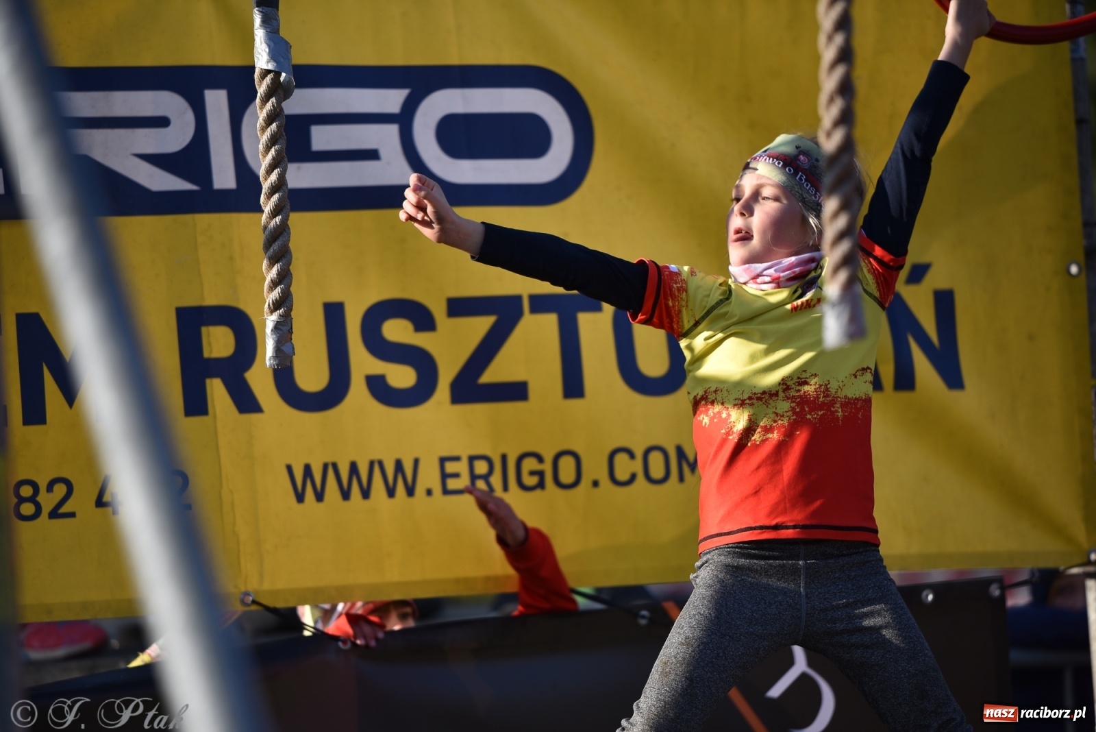 Zdjęcie w galerii na portalu naszraciborz.pl: Bitwa o raciborską basztę. Bieg OCR dla dzieci na Święto Niepodległości wiadomości z regionu