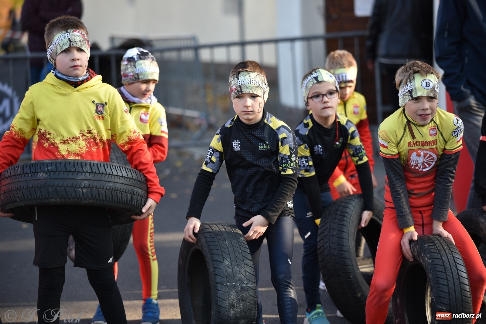 Zdjęcie w galerii na portalu naszraciborz.pl: Bitwa o raciborską basztę. Bieg OCR dla dzieci na Święto Niepodległości wiadomości z regionu