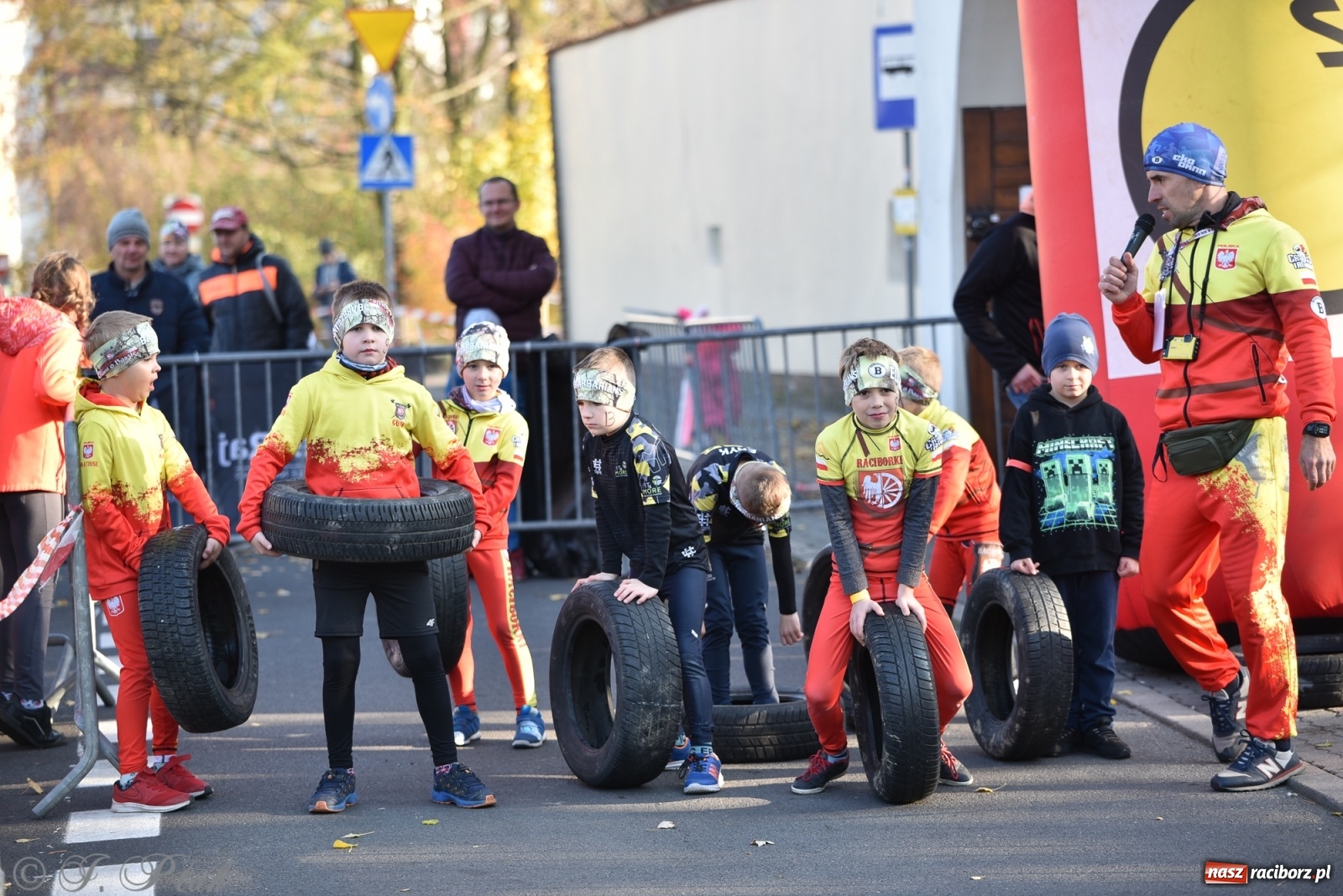 Zdjęcie w galerii na portalu naszraciborz.pl: Bitwa o raciborską basztę. Bieg OCR dla dzieci na Święto Niepodległości wiadomości z regionu