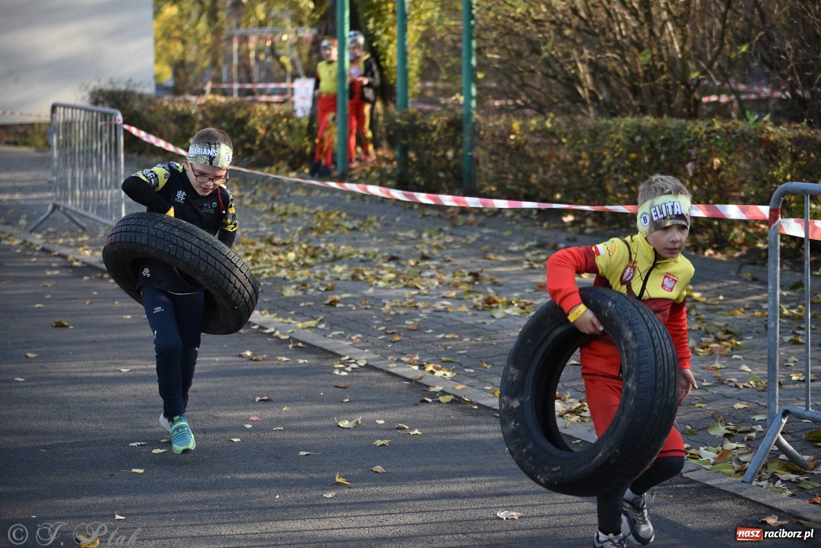 Zdjęcie w galerii na portalu naszraciborz.pl: Bitwa o raciborską basztę. Bieg OCR dla dzieci na Święto Niepodległości wiadomości z regionu