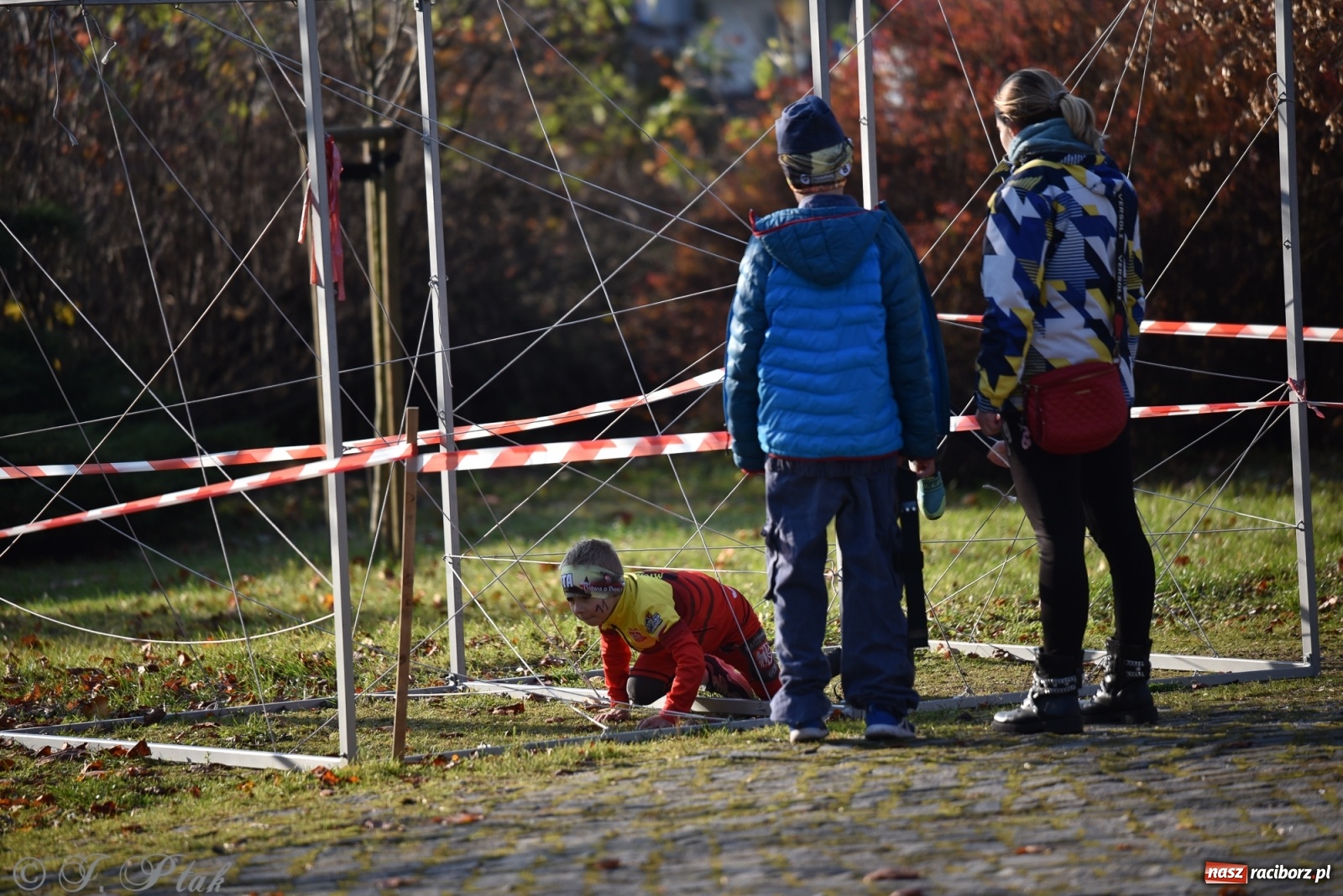 Zdjęcie w galerii na portalu naszraciborz.pl: Bitwa o raciborską basztę. Bieg OCR dla dzieci na Święto Niepodległości wiadomości z regionu