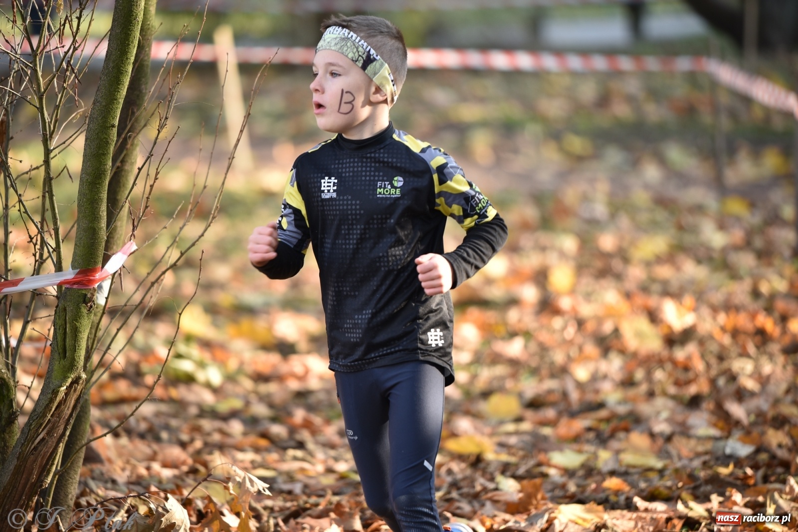 Zdjęcie w galerii na portalu naszraciborz.pl: Bitwa o raciborską basztę. Bieg OCR dla dzieci na Święto Niepodległości wiadomości z regionu