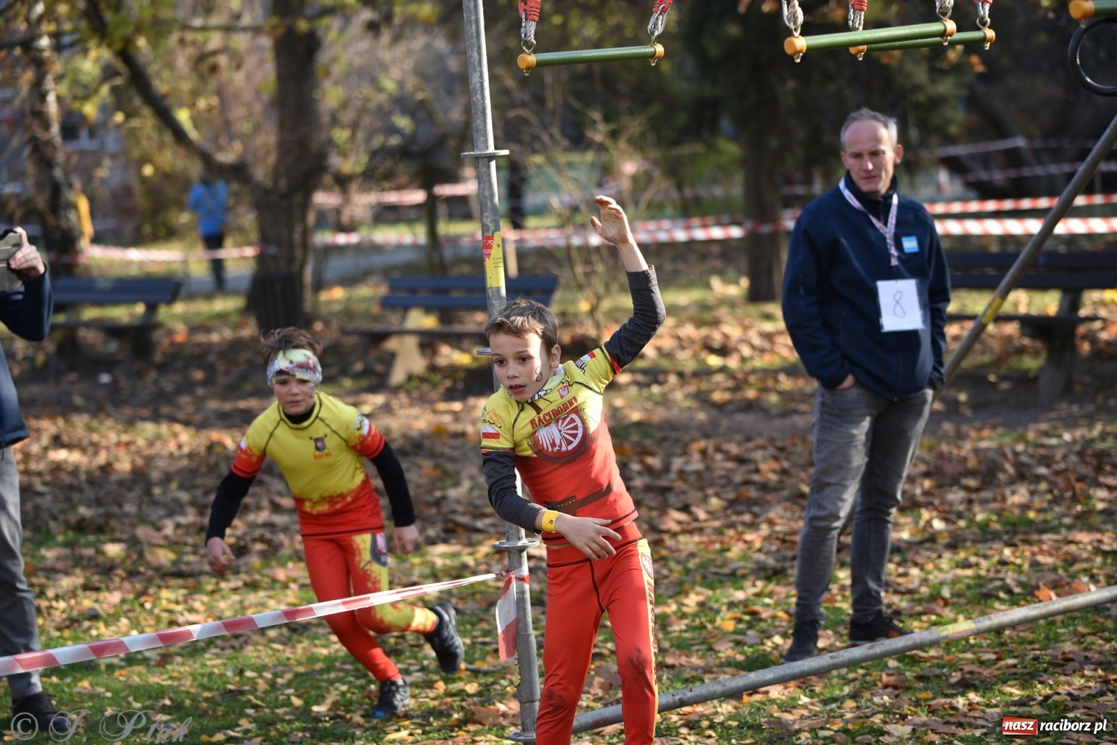 Zdjęcie w galerii na portalu naszraciborz.pl: Bitwa o raciborską basztę. Bieg OCR dla dzieci na Święto Niepodległości wiadomości z regionu