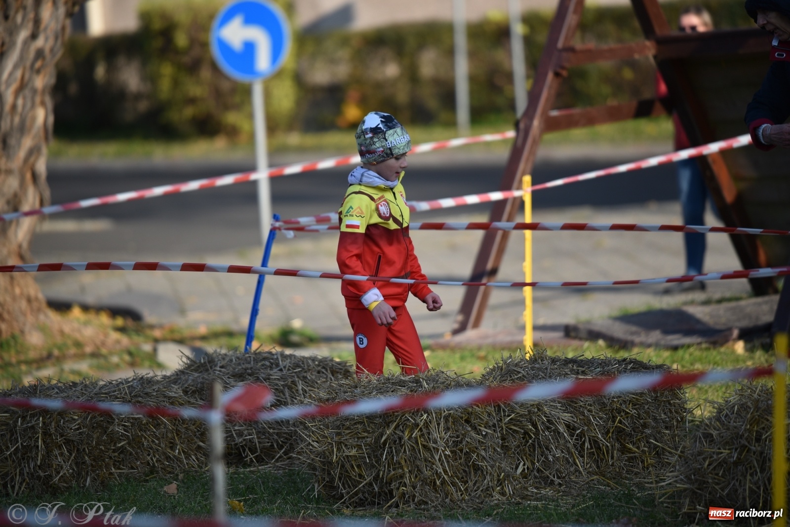 Zdjęcie w galerii na portalu naszraciborz.pl: Bitwa o raciborską basztę. Bieg OCR dla dzieci na Święto Niepodległości wiadomości z regionu
