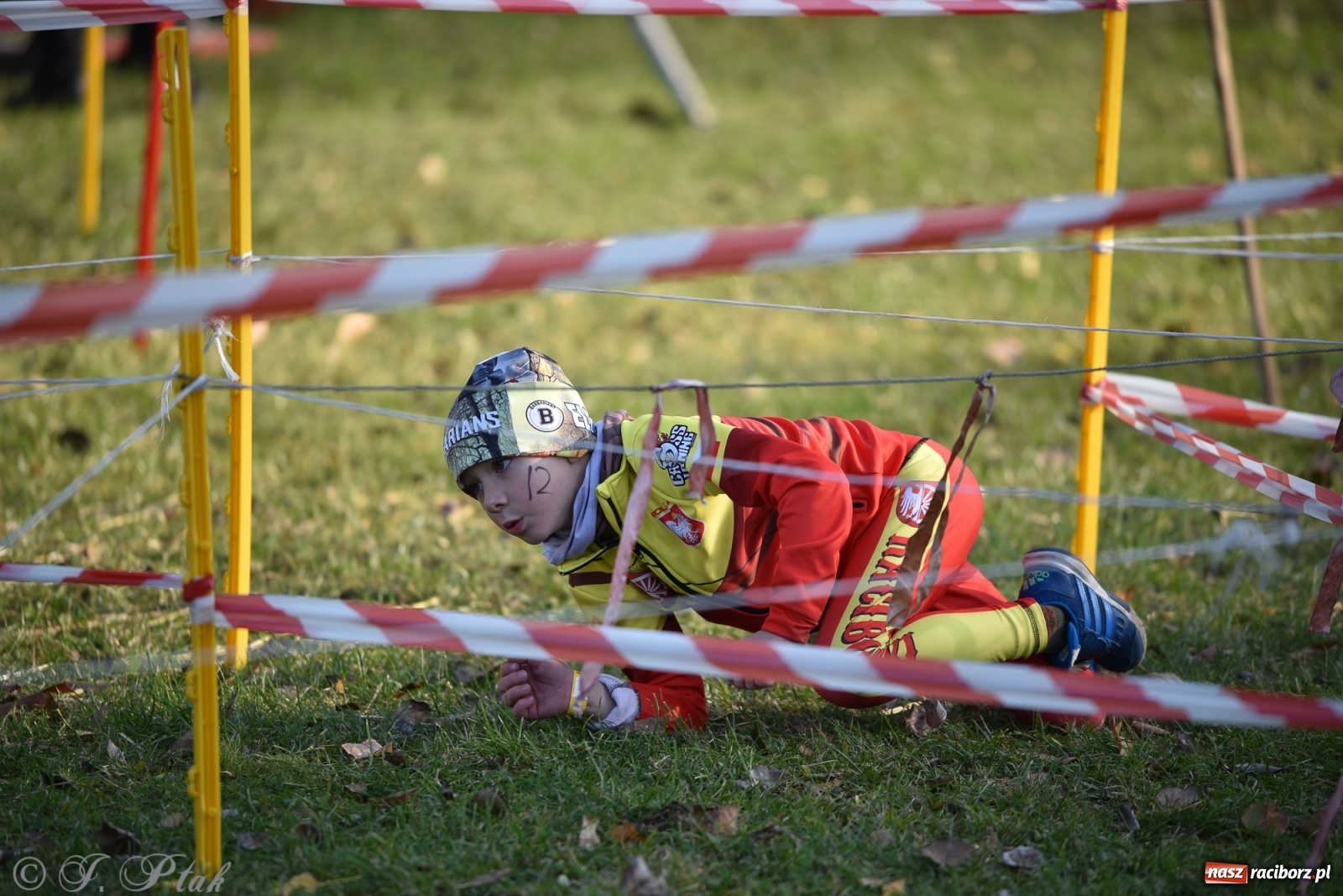 Zdjęcie w galerii na portalu naszraciborz.pl: Bitwa o raciborską basztę. Bieg OCR dla dzieci na Święto Niepodległości wiadomości z regionu