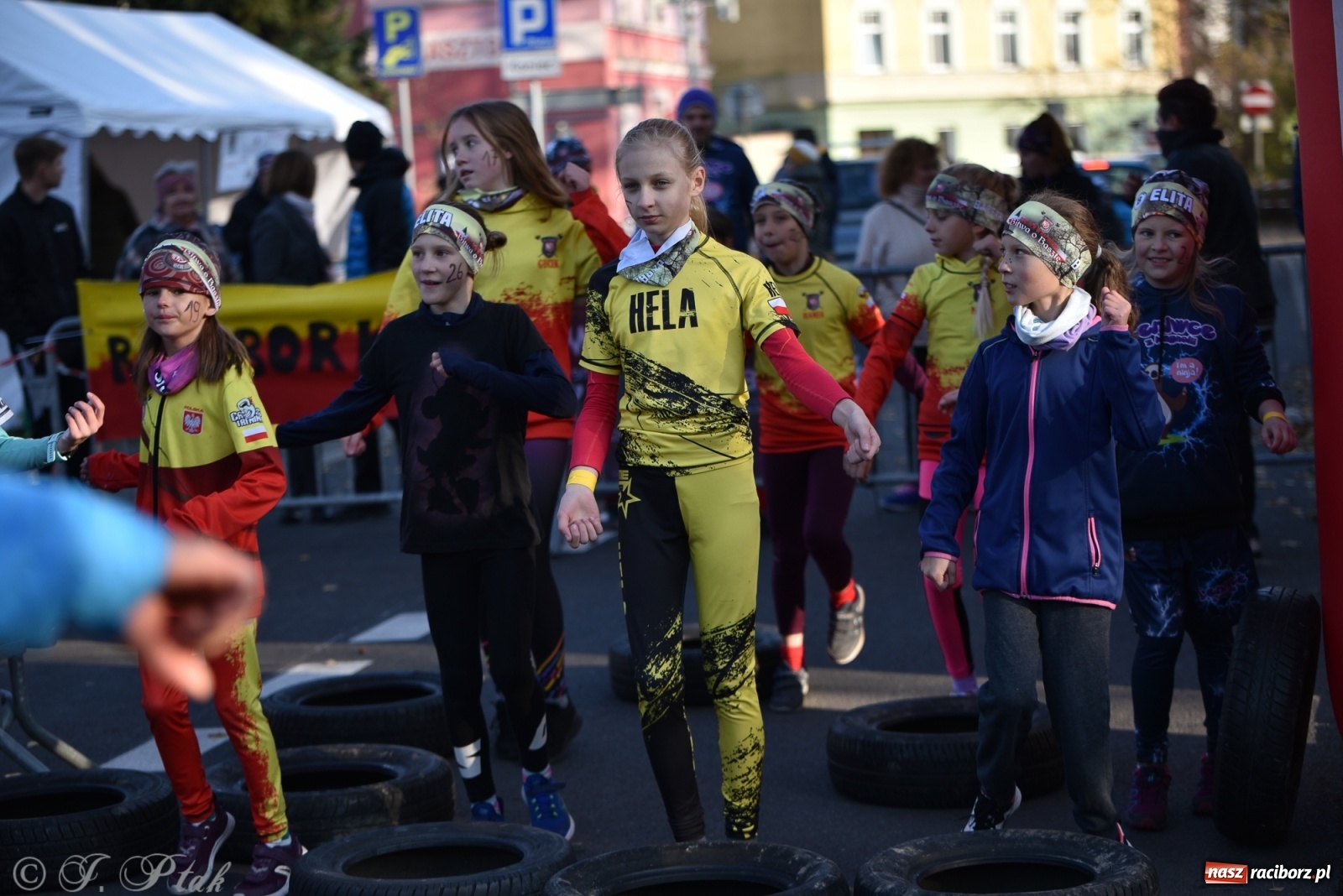 Zdjęcie w galerii na portalu naszraciborz.pl: Bitwa o raciborską basztę. Bieg OCR dla dzieci na Święto Niepodległości wiadomości z regionu