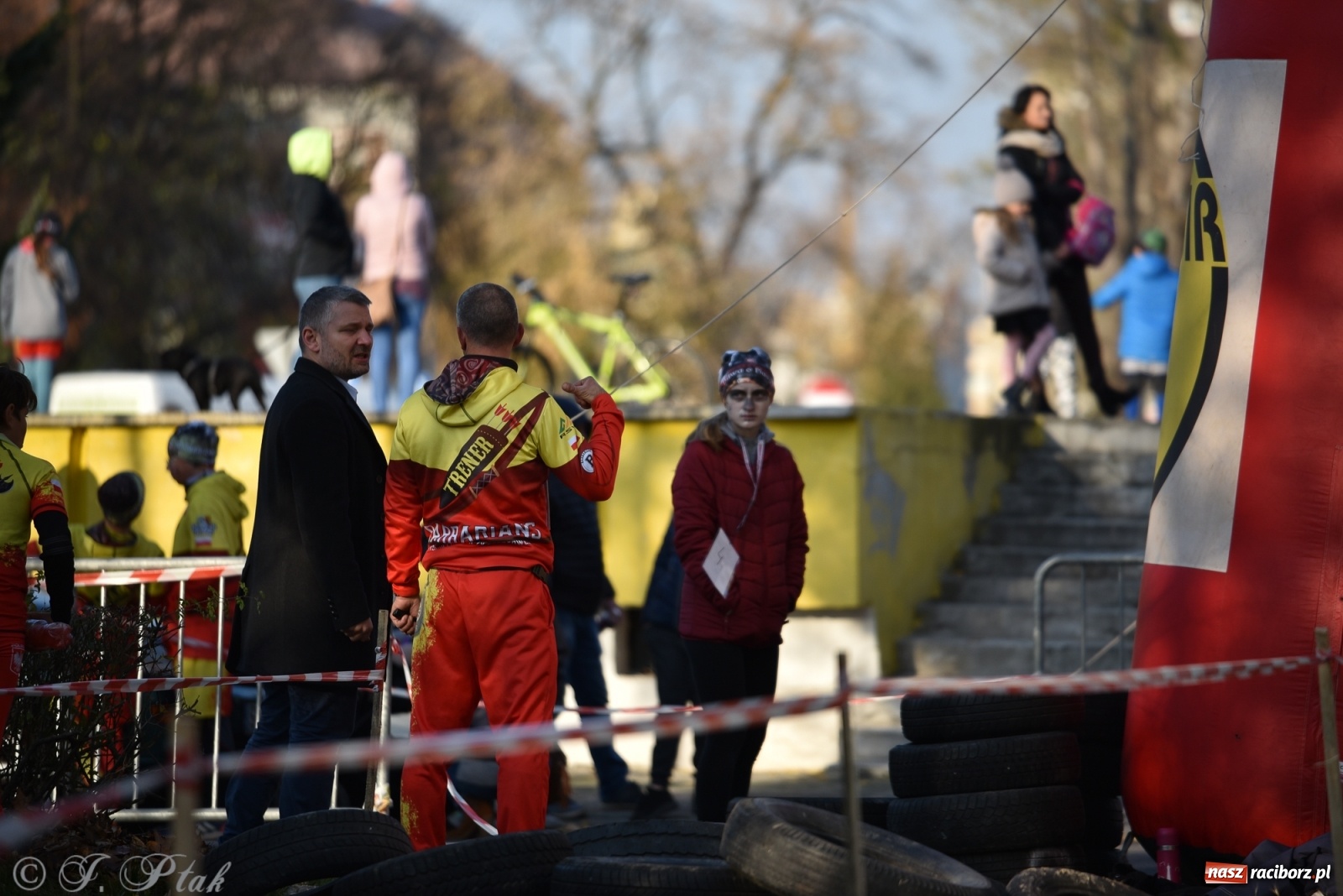 Zdjęcie w galerii na portalu naszraciborz.pl: Bitwa o raciborską basztę. Bieg OCR dla dzieci na Święto Niepodległości wiadomości z regionu