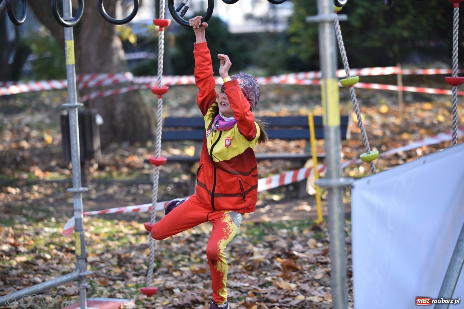 Zdjęcie w galerii na portalu naszraciborz.pl: Bitwa o raciborską basztę. Bieg OCR dla dzieci na Święto Niepodległości wiadomości z regionu