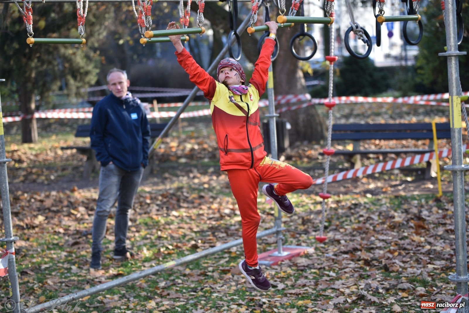 Zdjęcie w galerii na portalu naszraciborz.pl: Bitwa o raciborską basztę. Bieg OCR dla dzieci na Święto Niepodległości wiadomości z regionu
