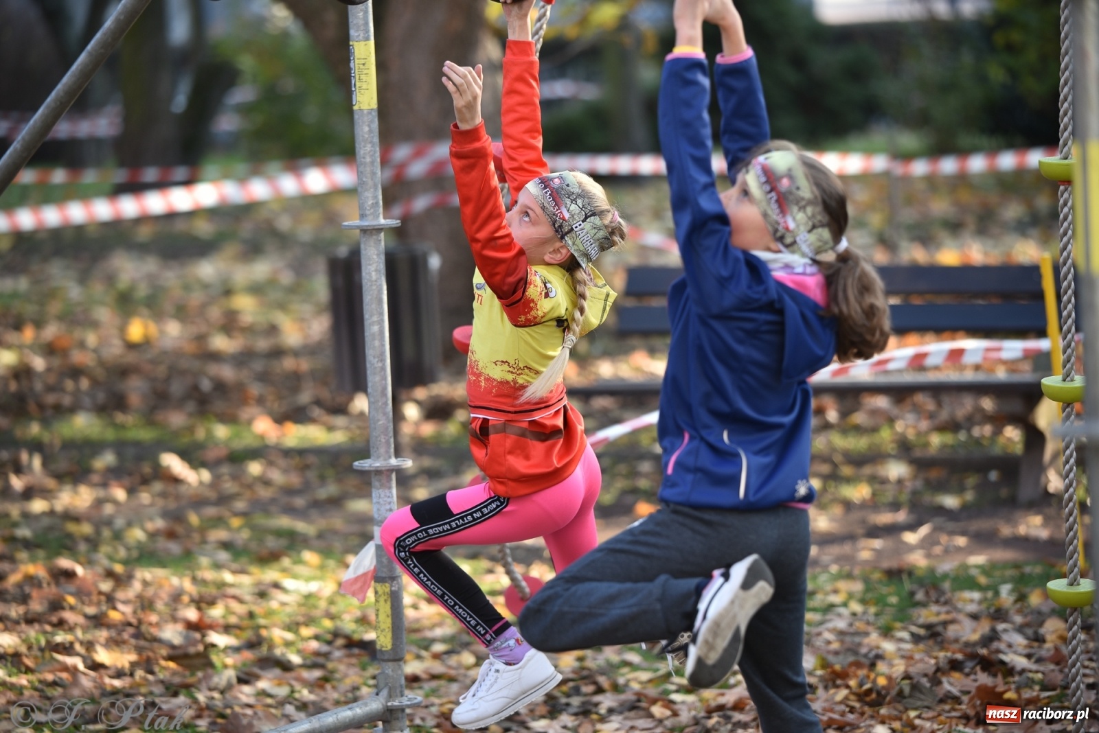 Zdjęcie w galerii na portalu naszraciborz.pl: Bitwa o raciborską basztę. Bieg OCR dla dzieci na Święto Niepodległości wiadomości z regionu