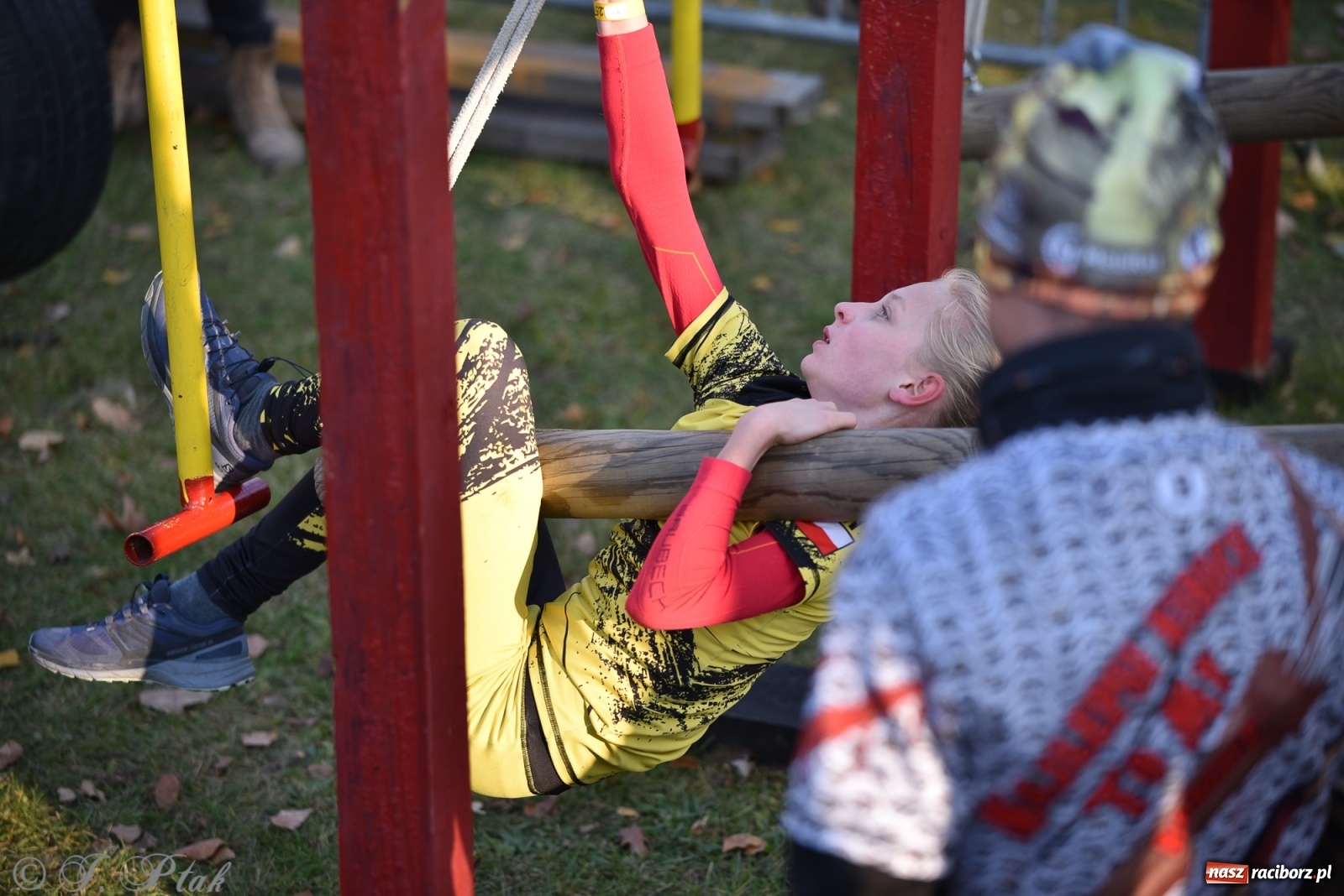 Zdjęcie w galerii na portalu naszraciborz.pl: Bitwa o raciborską basztę. Bieg OCR dla dzieci na Święto Niepodległości wiadomości z regionu