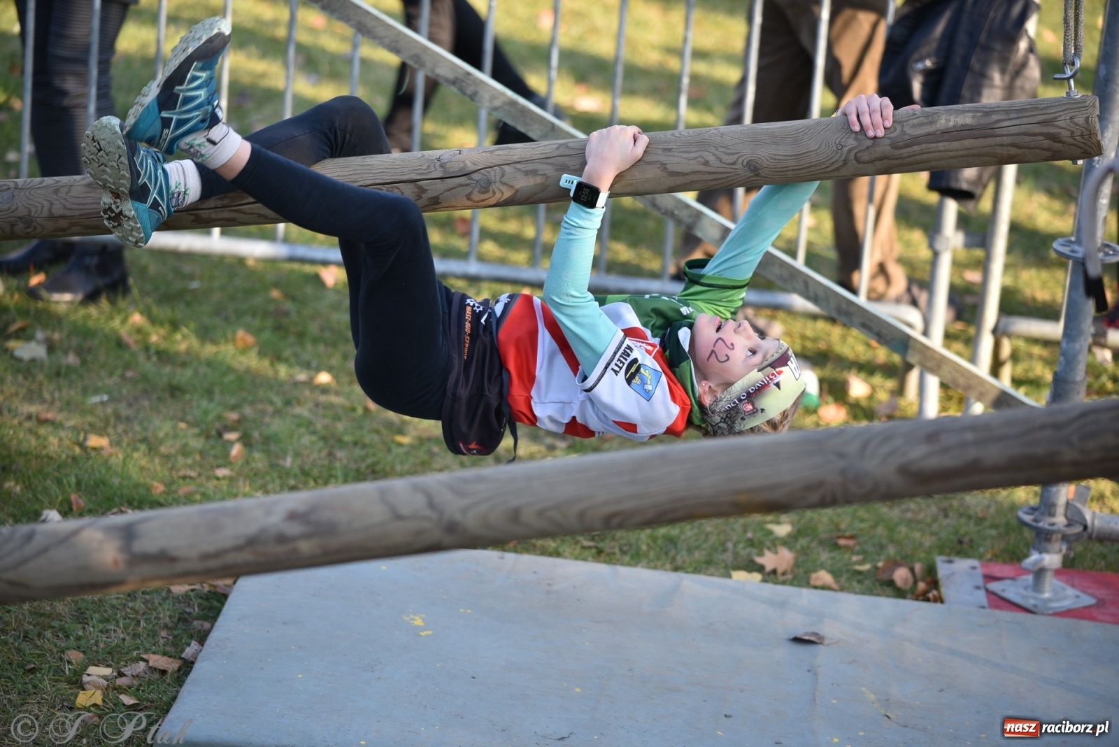 Zdjęcie w galerii na portalu naszraciborz.pl: Bitwa o raciborską basztę. Bieg OCR dla dzieci na Święto Niepodległości wiadomości z regionu