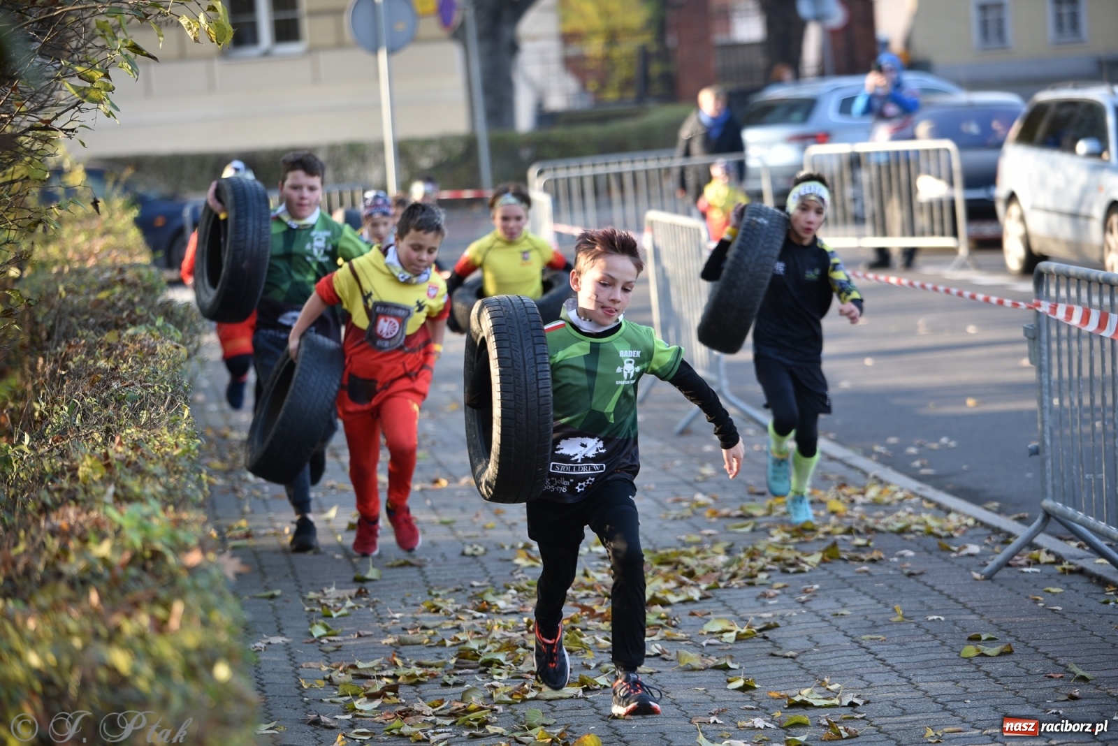 Zdjęcie w galerii na portalu naszraciborz.pl: Bitwa o raciborską basztę. Bieg OCR dla dzieci na Święto Niepodległości wiadomości z regionu