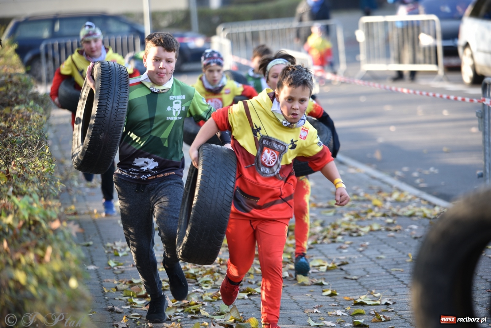 Zdjęcie w galerii na portalu naszraciborz.pl: Bitwa o raciborską basztę. Bieg OCR dla dzieci na Święto Niepodległości wiadomości z regionu