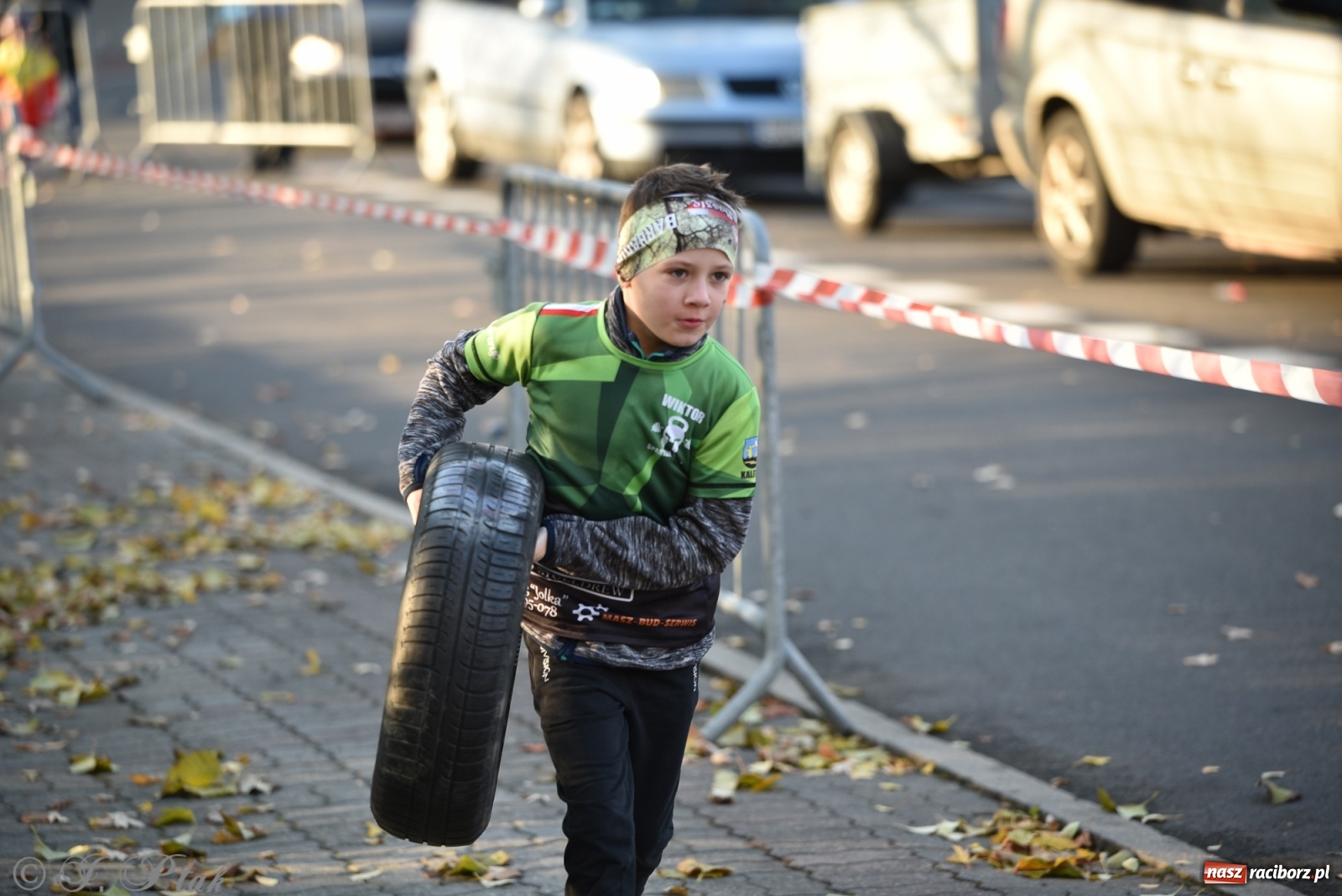 Zdjęcie w galerii na portalu naszraciborz.pl: Bitwa o raciborską basztę. Bieg OCR dla dzieci na Święto Niepodległości wiadomości z regionu