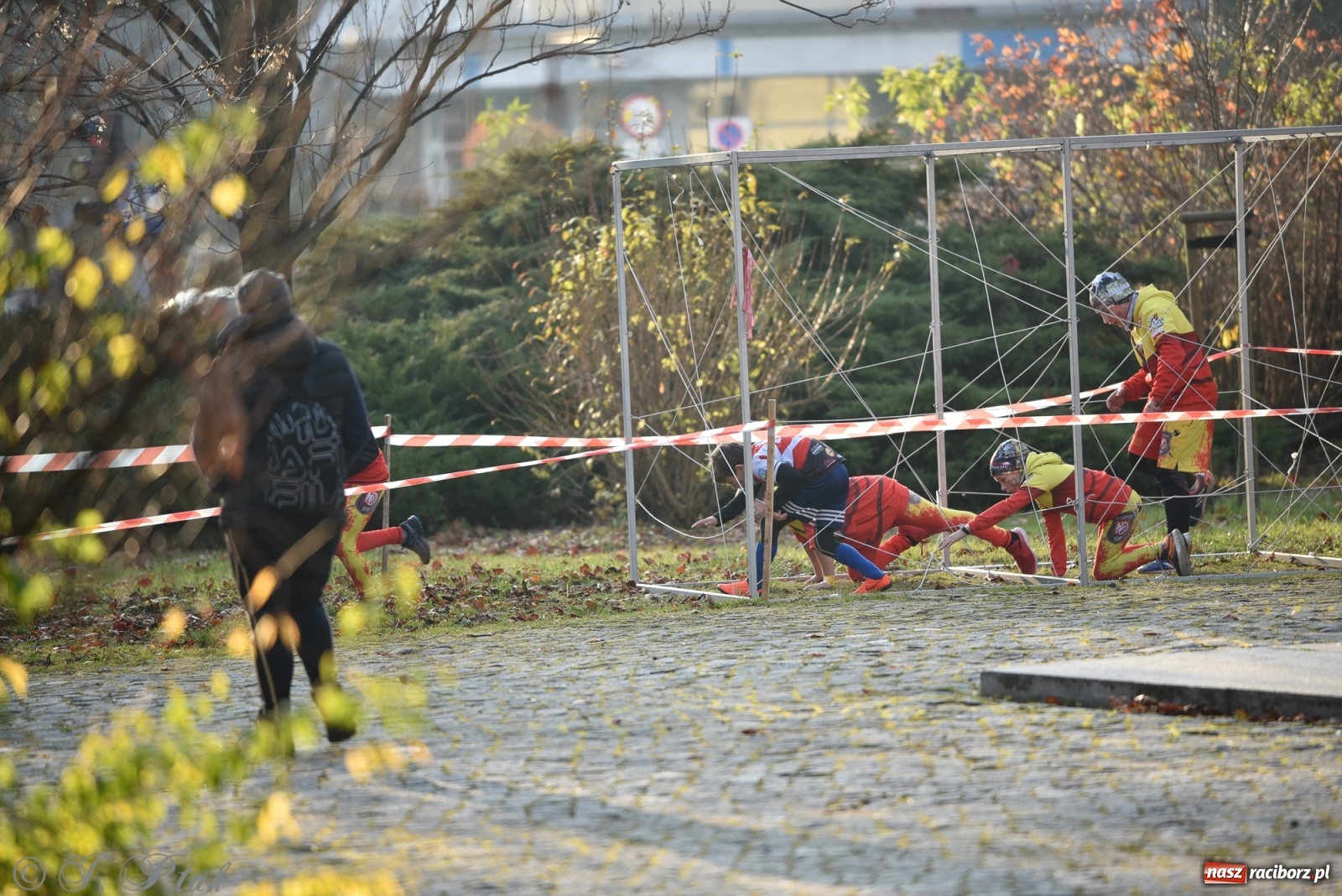 Zdjęcie w galerii na portalu naszraciborz.pl: Bitwa o raciborską basztę. Bieg OCR dla dzieci na Święto Niepodległości wiadomości z regionu