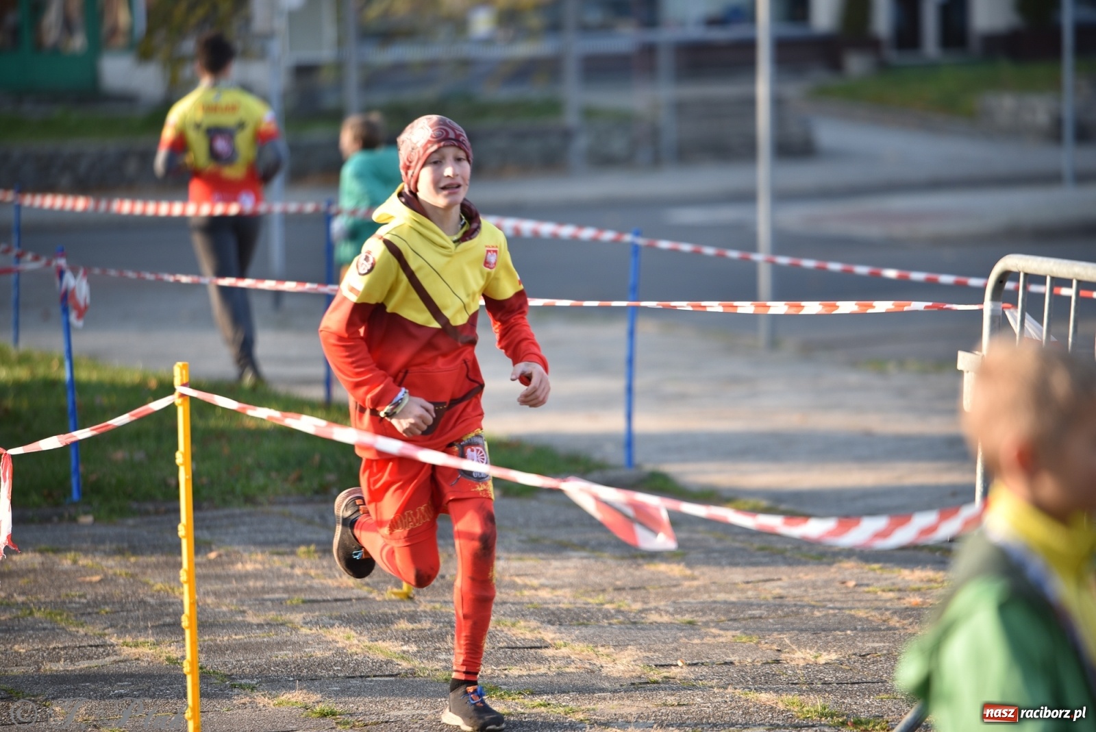 Zdjęcie w galerii na portalu naszraciborz.pl: Bitwa o raciborską basztę. Bieg OCR dla dzieci na Święto Niepodległości wiadomości z regionu