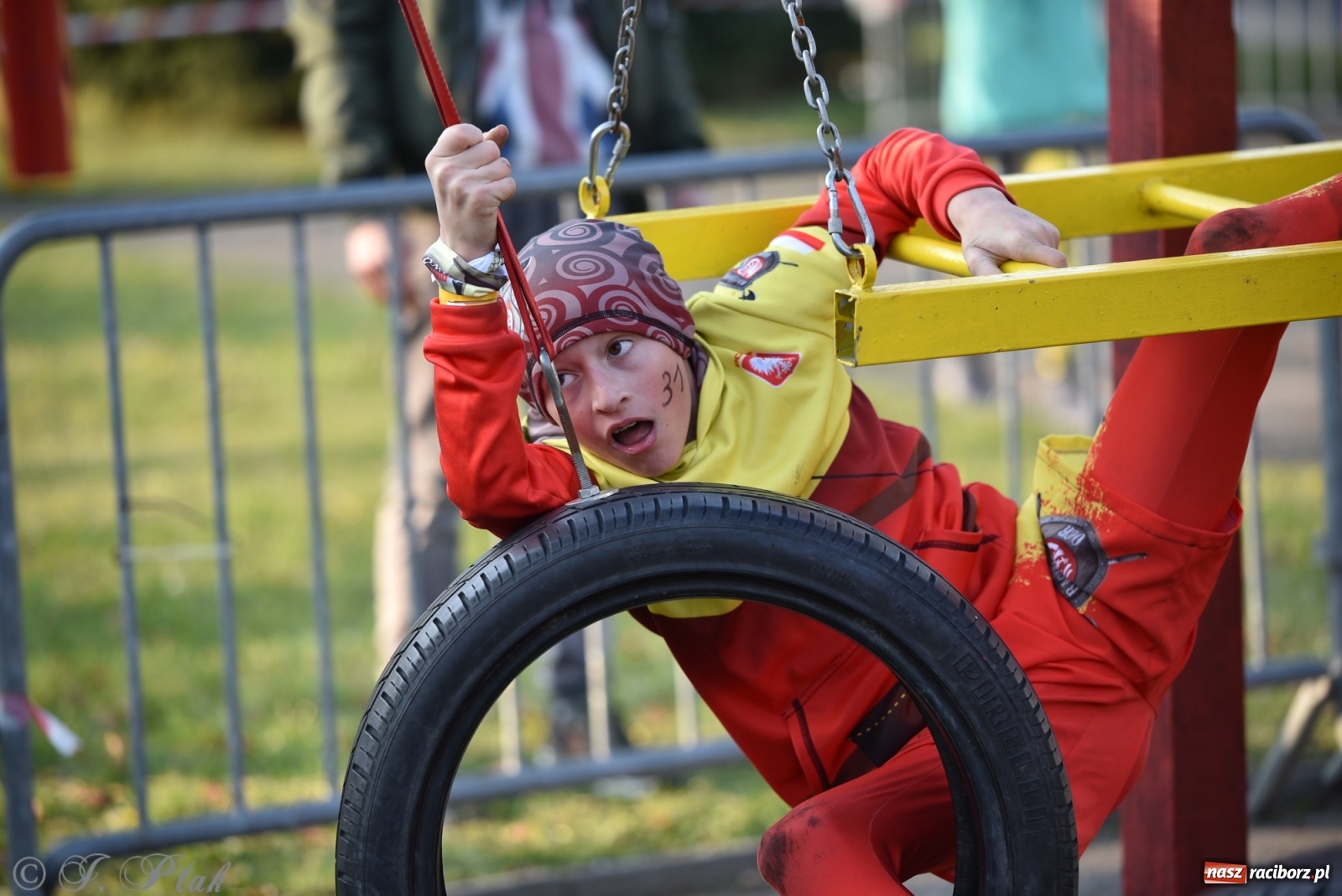 Zdjęcie w galerii na portalu naszraciborz.pl: Bitwa o raciborską basztę. Bieg OCR dla dzieci na Święto Niepodległości wiadomości z regionu