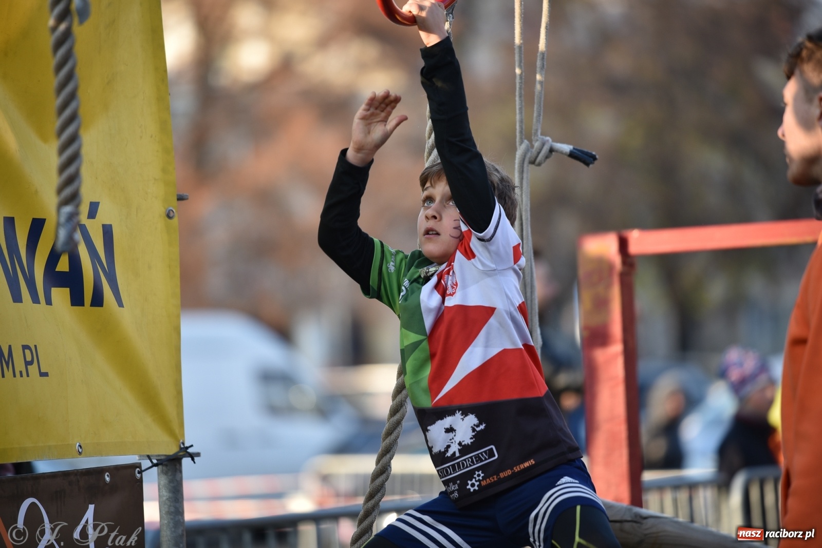 Zdjęcie w galerii na portalu naszraciborz.pl: Bitwa o raciborską basztę. Bieg OCR dla dzieci na Święto Niepodległości wiadomości z regionu