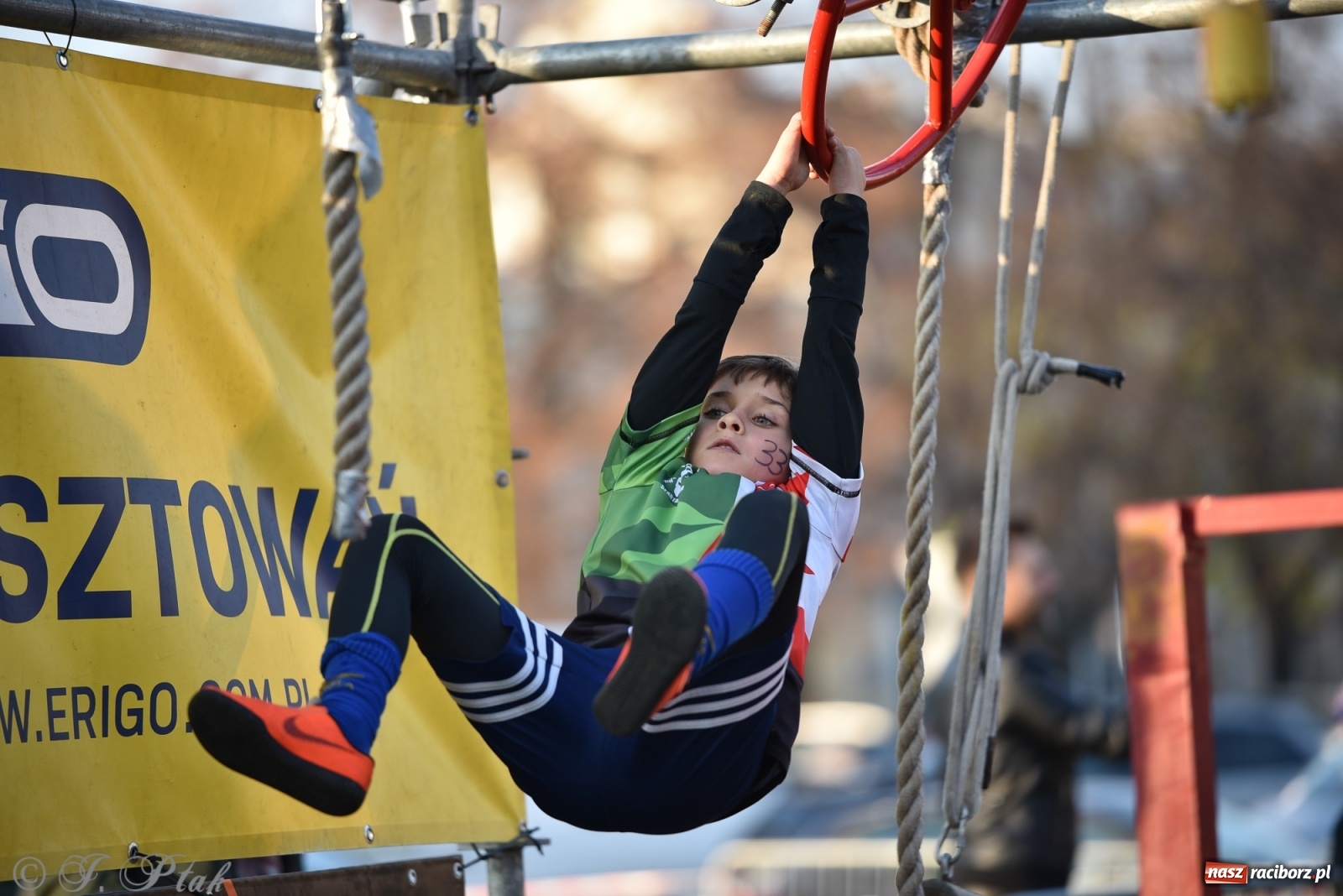 Zdjęcie w galerii na portalu naszraciborz.pl: Bitwa o raciborską basztę. Bieg OCR dla dzieci na Święto Niepodległości wiadomości z regionu