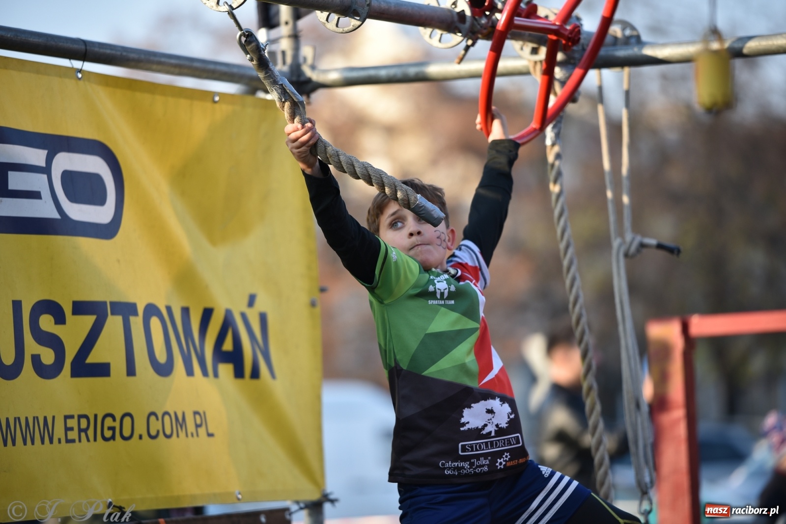 Zdjęcie w galerii na portalu naszraciborz.pl: Bitwa o raciborską basztę. Bieg OCR dla dzieci na Święto Niepodległości wiadomości z regionu