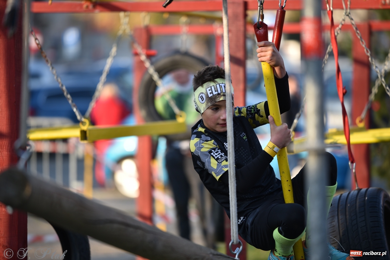 Zdjęcie w galerii na portalu naszraciborz.pl: Bitwa o raciborską basztę. Bieg OCR dla dzieci na Święto Niepodległości wiadomości z regionu