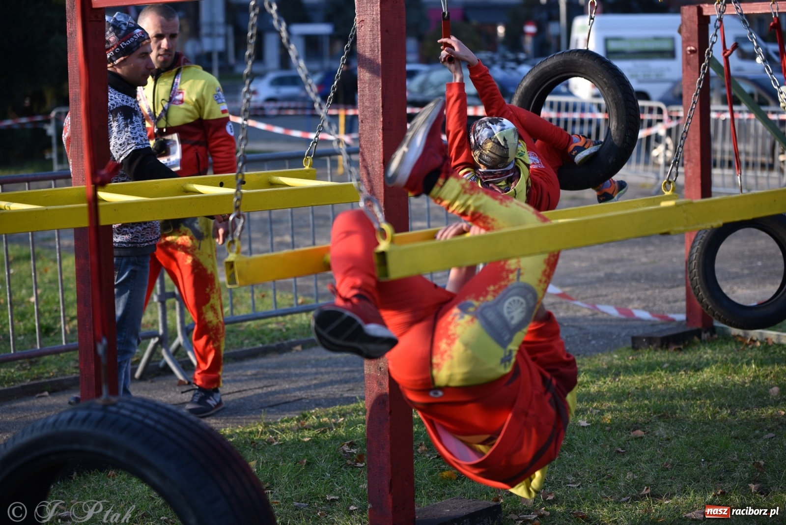 Zdjęcie w galerii na portalu naszraciborz.pl: Bitwa o raciborską basztę. Bieg OCR dla dzieci na Święto Niepodległości wiadomości z regionu