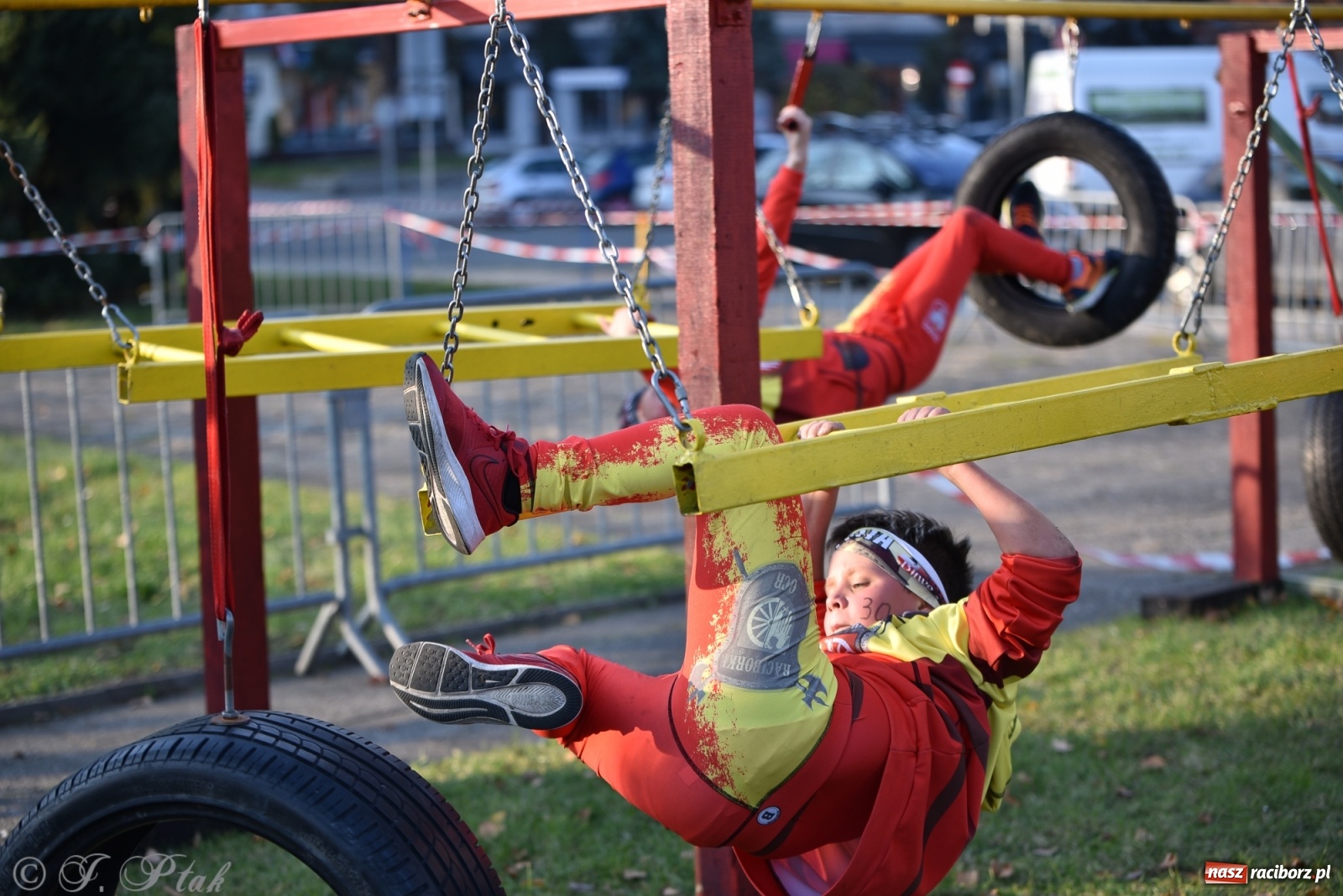 Zdjęcie w galerii na portalu naszraciborz.pl: Bitwa o raciborską basztę. Bieg OCR dla dzieci na Święto Niepodległości wiadomości z regionu