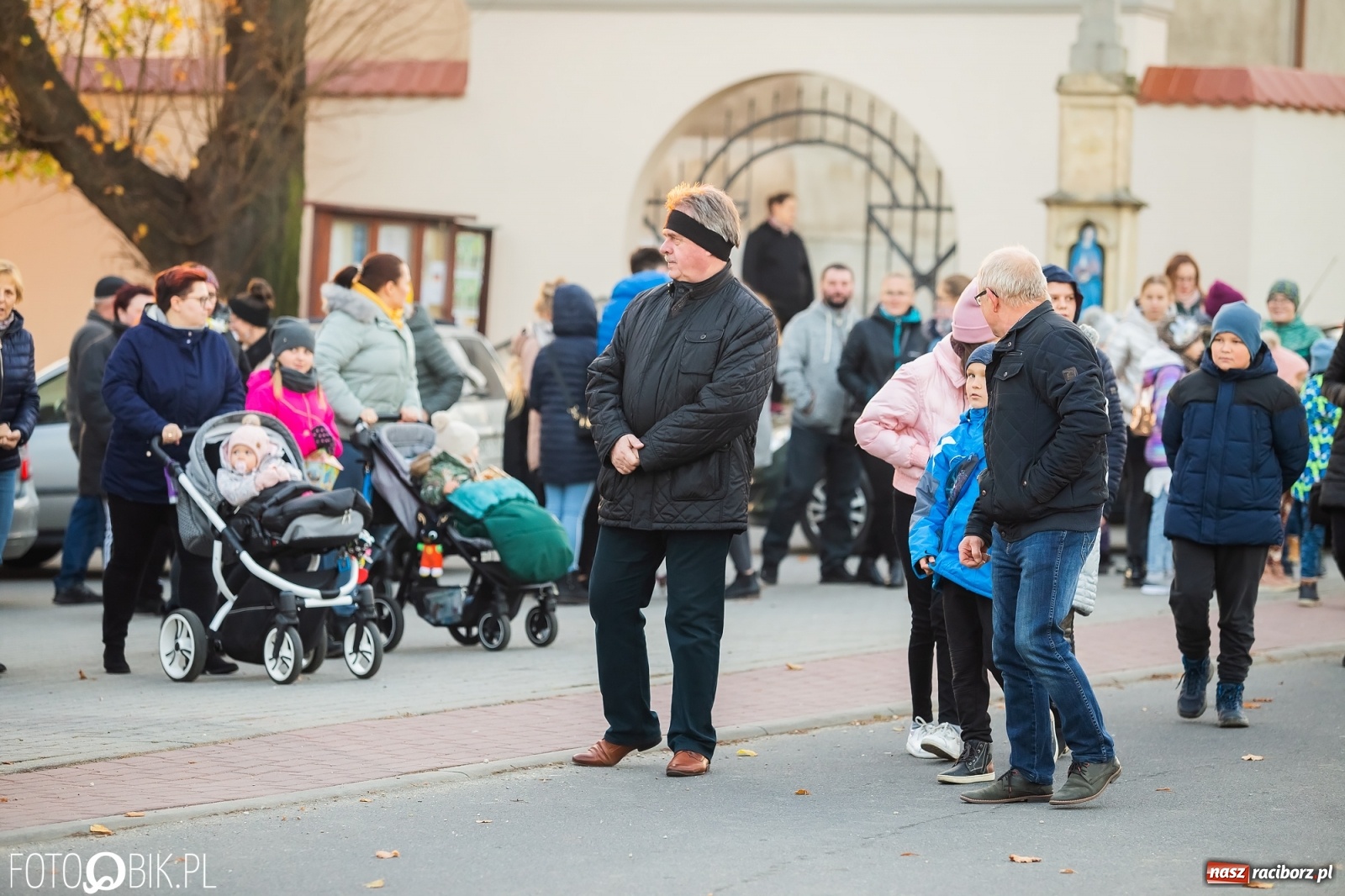Zdjęcie w galerii na portalu naszraciborz.pl: Słodkie rogale i święty Marcin na koniu w Bieńkowicach [FOTO i WIDEO] wiadomości z regionu