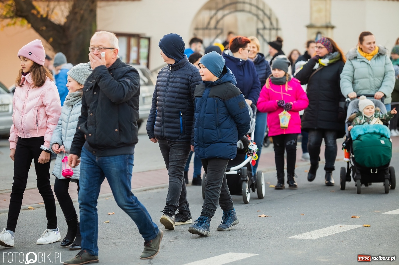 Zdjęcie w galerii na portalu naszraciborz.pl: Słodkie rogale i święty Marcin na koniu w Bieńkowicach [FOTO i WIDEO] wiadomości z regionu