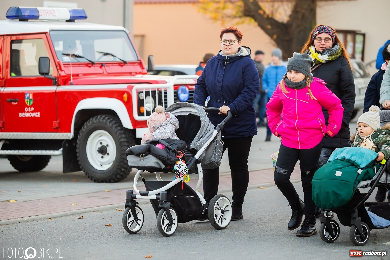 Zdjęcie w galerii na portalu naszraciborz.pl: Słodkie rogale i święty Marcin na koniu w Bieńkowicach [FOTO i WIDEO] wiadomości z regionu