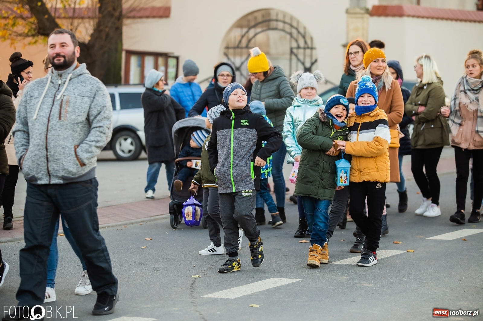 Zdjęcie w galerii na portalu naszraciborz.pl: Słodkie rogale i święty Marcin na koniu w Bieńkowicach [FOTO i WIDEO] wiadomości z regionu