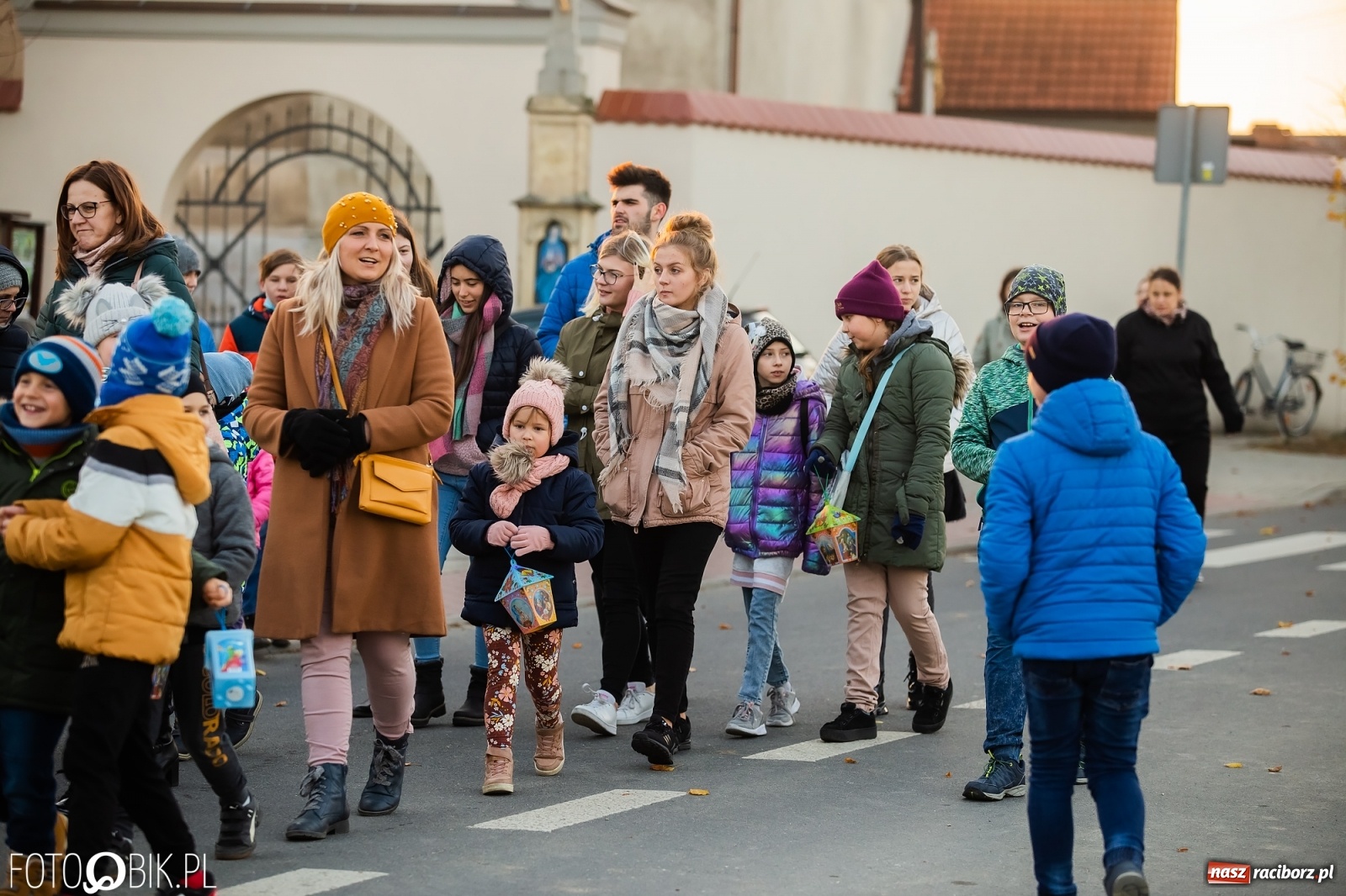 Zdjęcie w galerii na portalu naszraciborz.pl: Słodkie rogale i święty Marcin na koniu w Bieńkowicach [FOTO i WIDEO] wiadomości z regionu