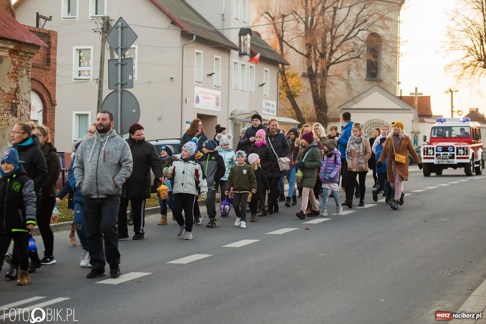 Zdjęcie w galerii na portalu naszraciborz.pl: Słodkie rogale i święty Marcin na koniu w Bieńkowicach [FOTO i WIDEO] wiadomości z regionu