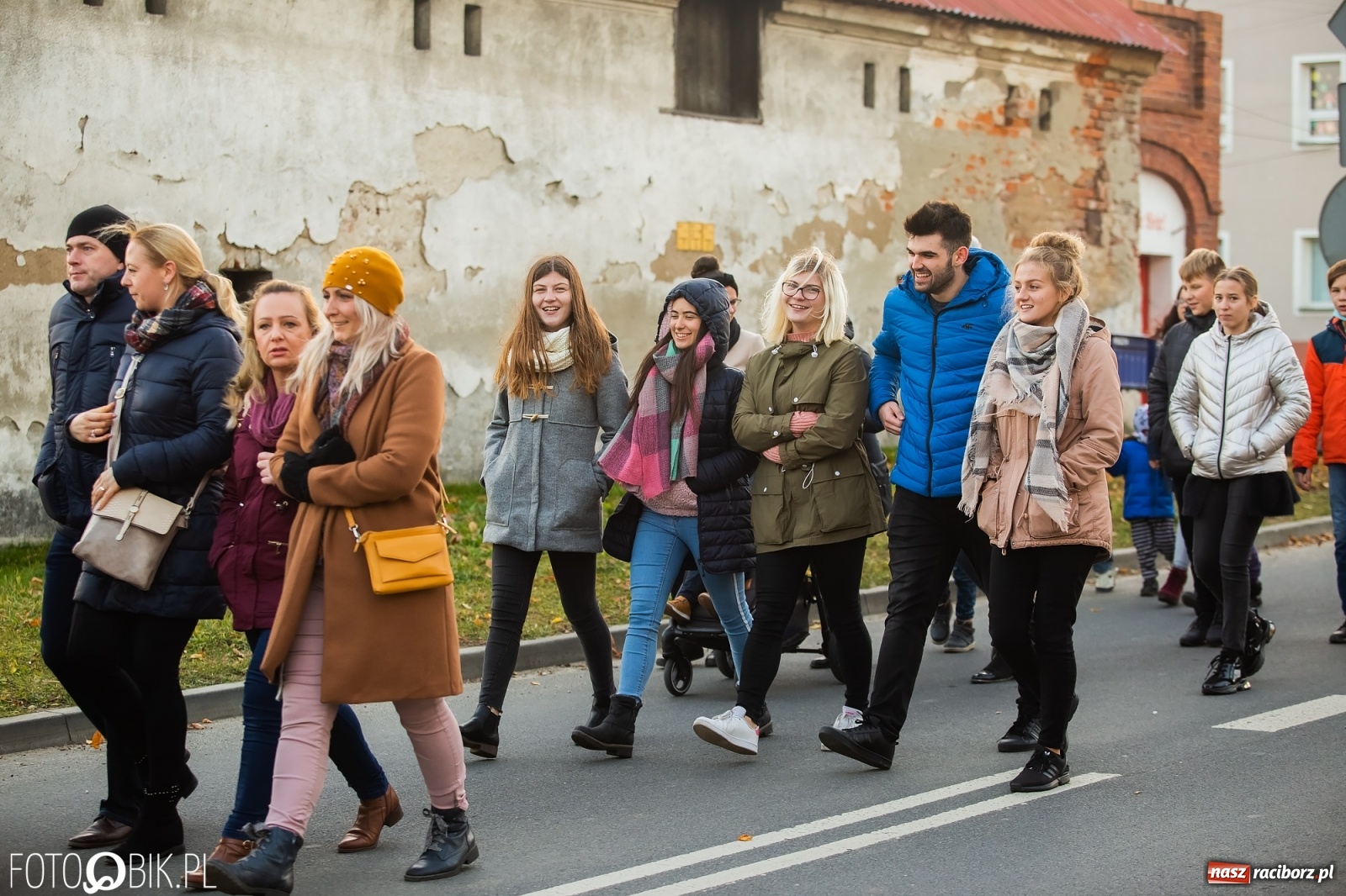 Zdjęcie w galerii na portalu naszraciborz.pl: Słodkie rogale i święty Marcin na koniu w Bieńkowicach [FOTO i WIDEO] wiadomości z regionu