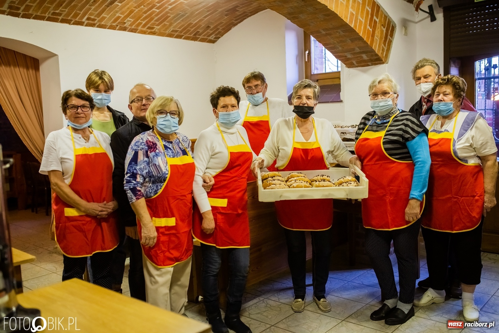 Zdjęcie w galerii na portalu naszraciborz.pl: Słodkie rogale i święty Marcin na koniu w Bieńkowicach [FOTO i WIDEO] wiadomości z regionu