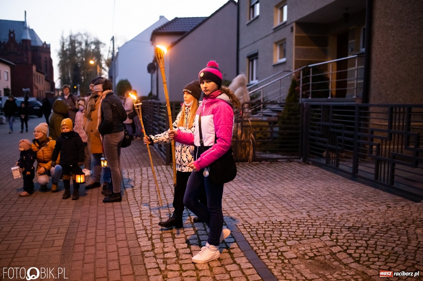 Zdjęcie w galerii na portalu naszraciborz.pl: Św. Marcin z Tours pojawił się dziś na Starej Wsi w Raciborzu [FOTO i WIDEO] wiadomości z regionu